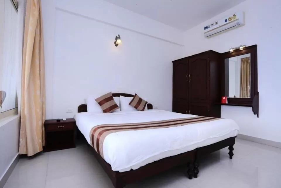 Bedroom, Bed in Swapnatheeram Beach Resort