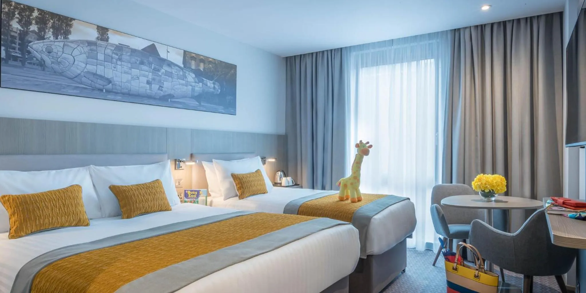 Bed in Maldron Hotel Parnell Square Dublin City