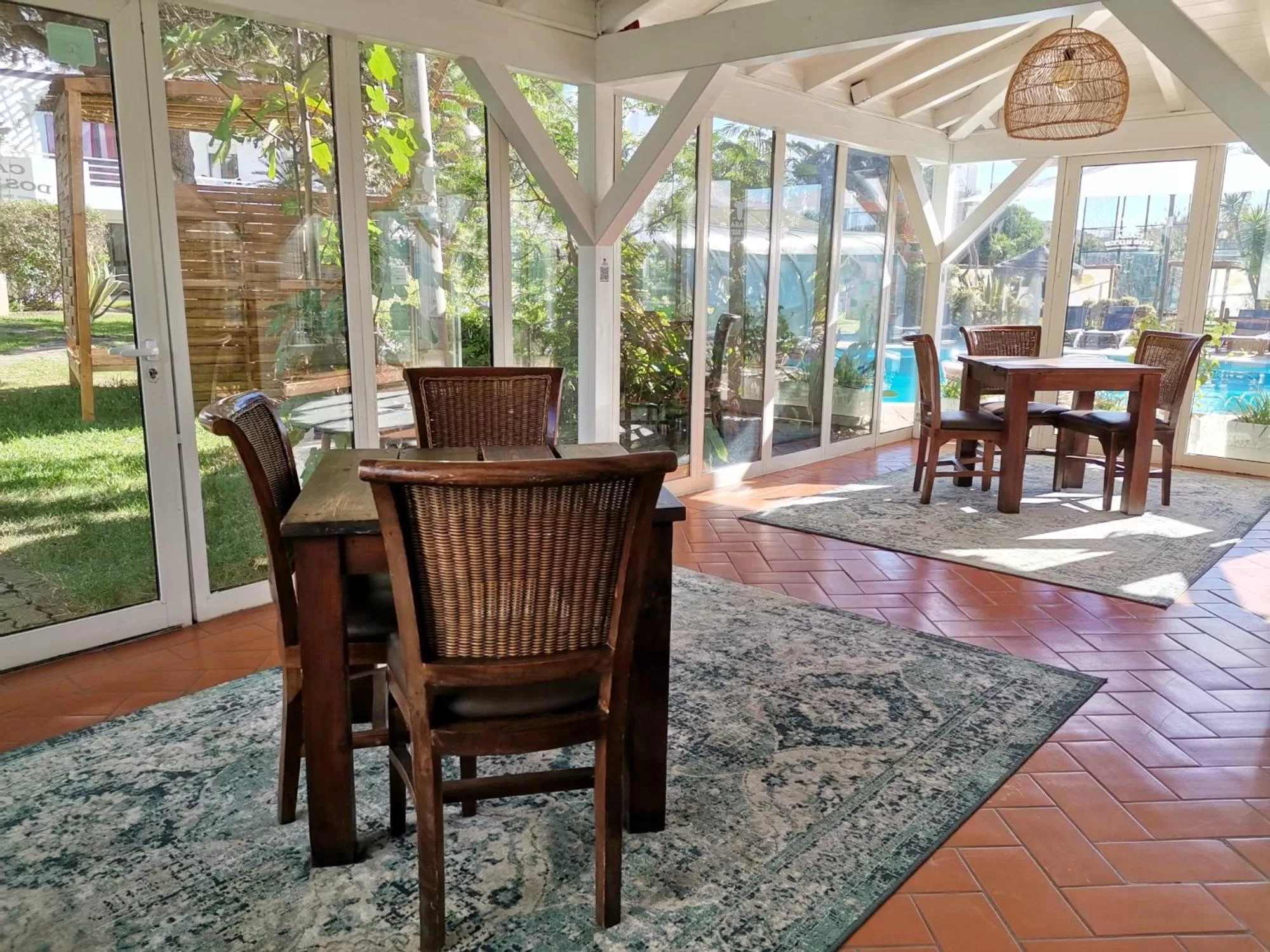 Seating area in Duna Parque Beach Club - Duna Parque Resorts & Hotels