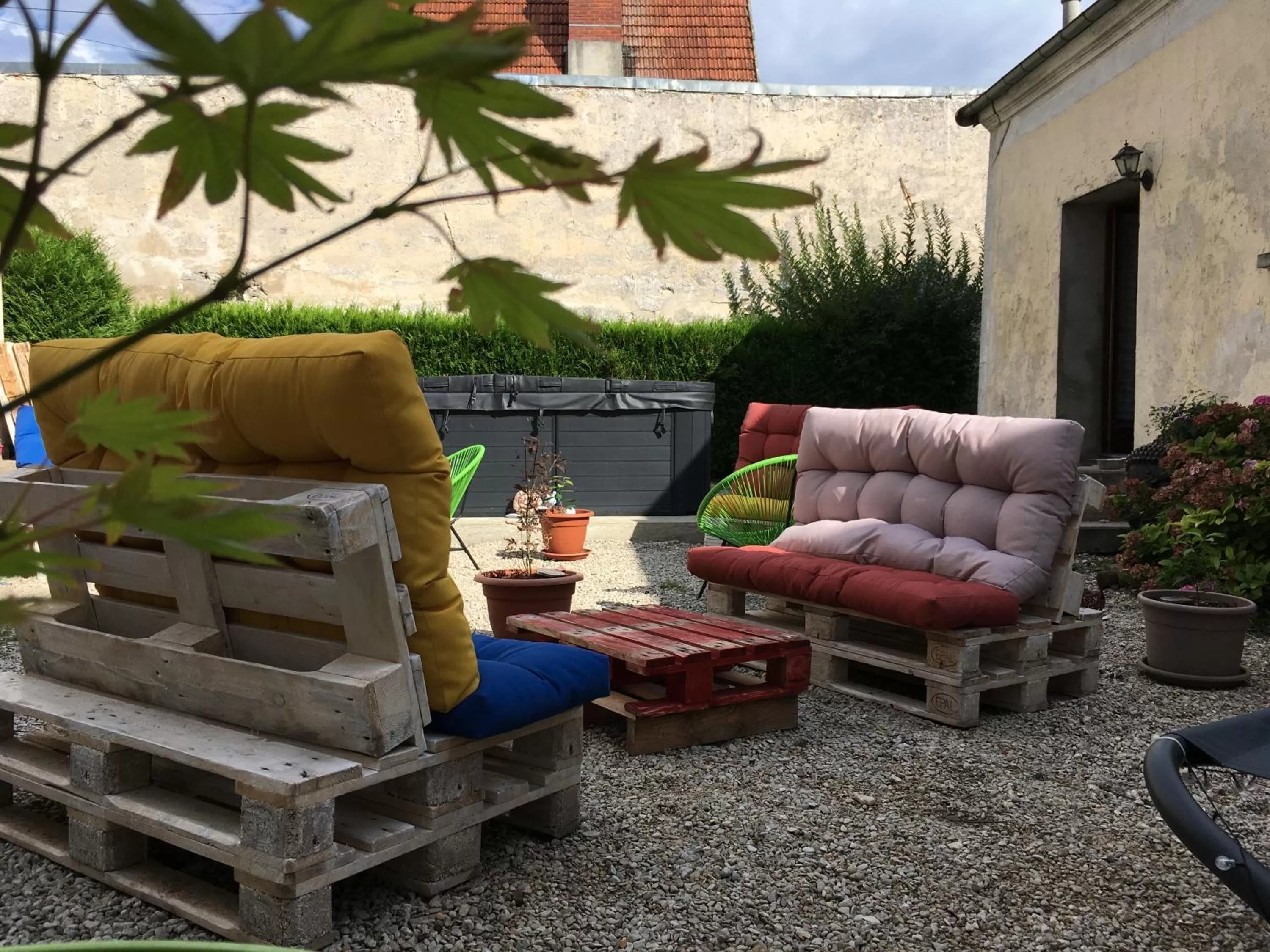 Patio in L auberge du lion d or