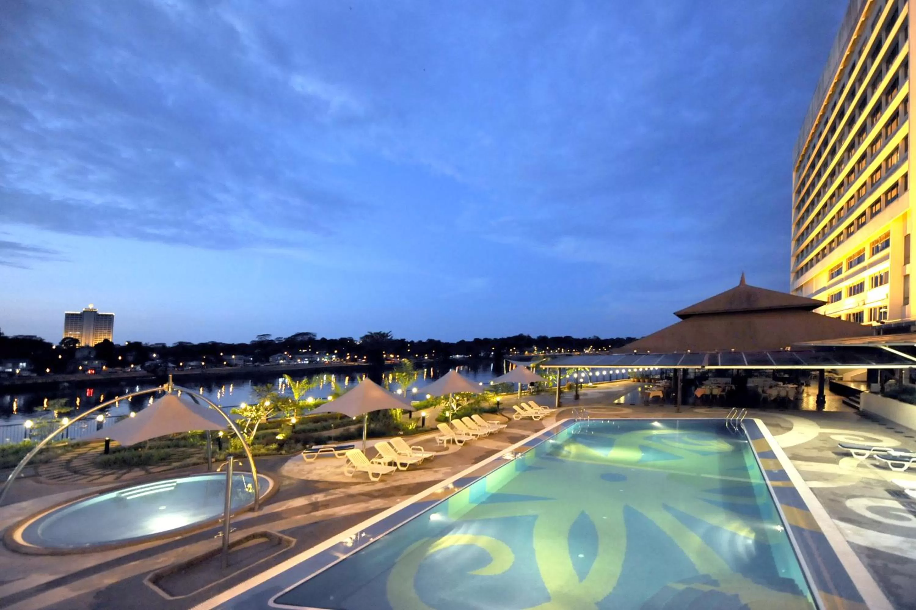Swimming pool in Grand Margherita Hotel