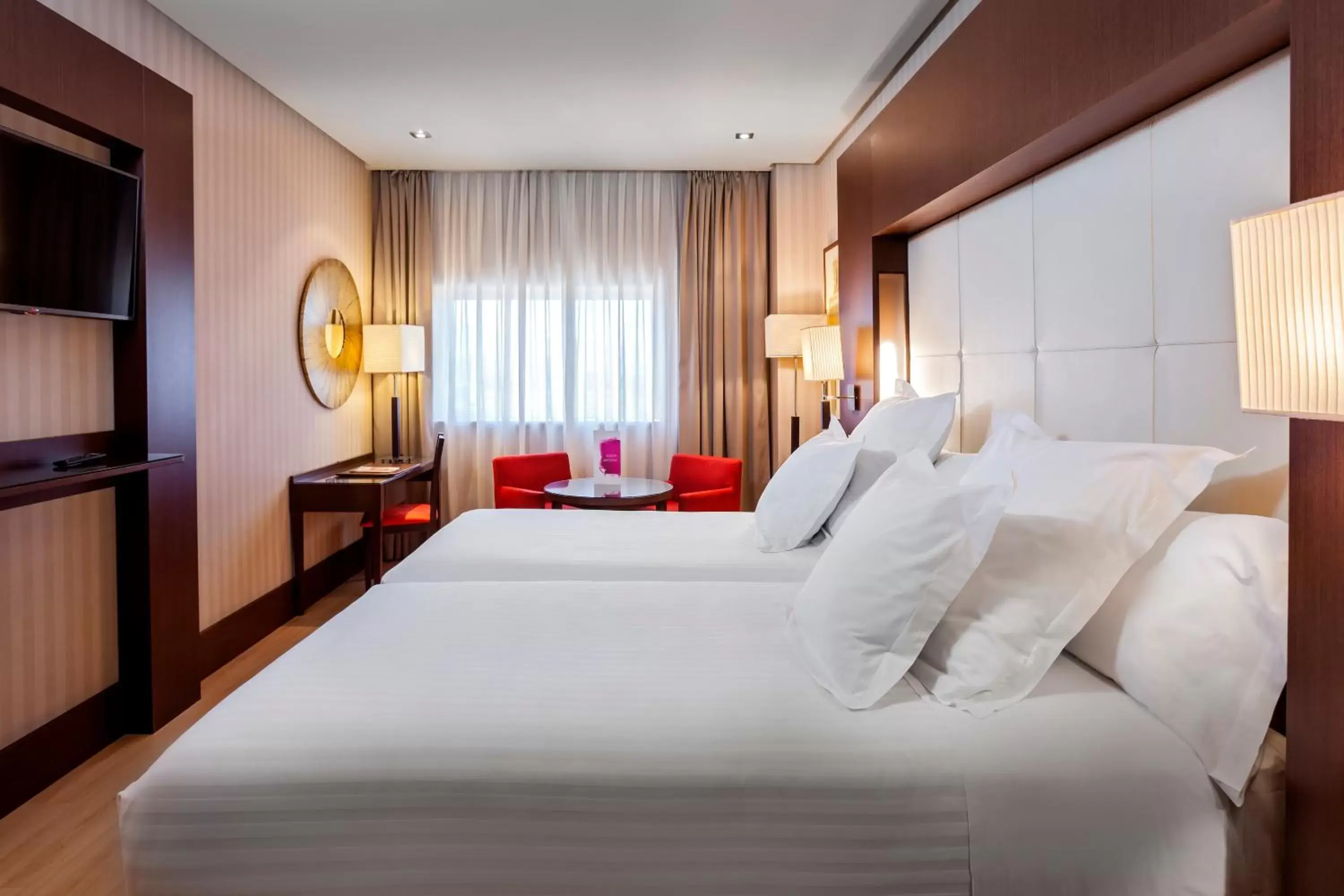 Double Room with Extra Bed (3 Adults) in Barceló Granada Congress Double Room with Extra Bed (3 Adults) in Barceló Granada Congress