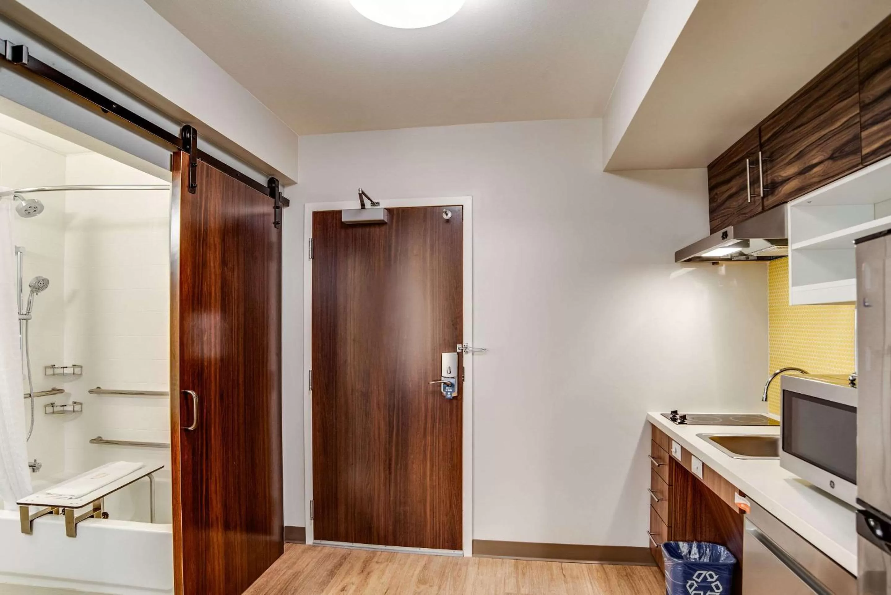 Bedroom in MainStay Suites Carlisle - Harrisburg