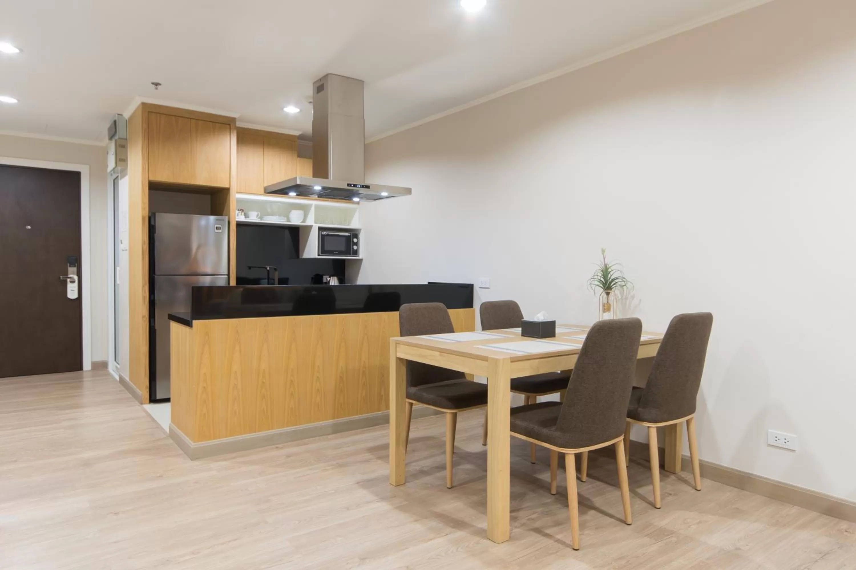 Kitchen or kitchenette in Jasmine Resort Sriracha