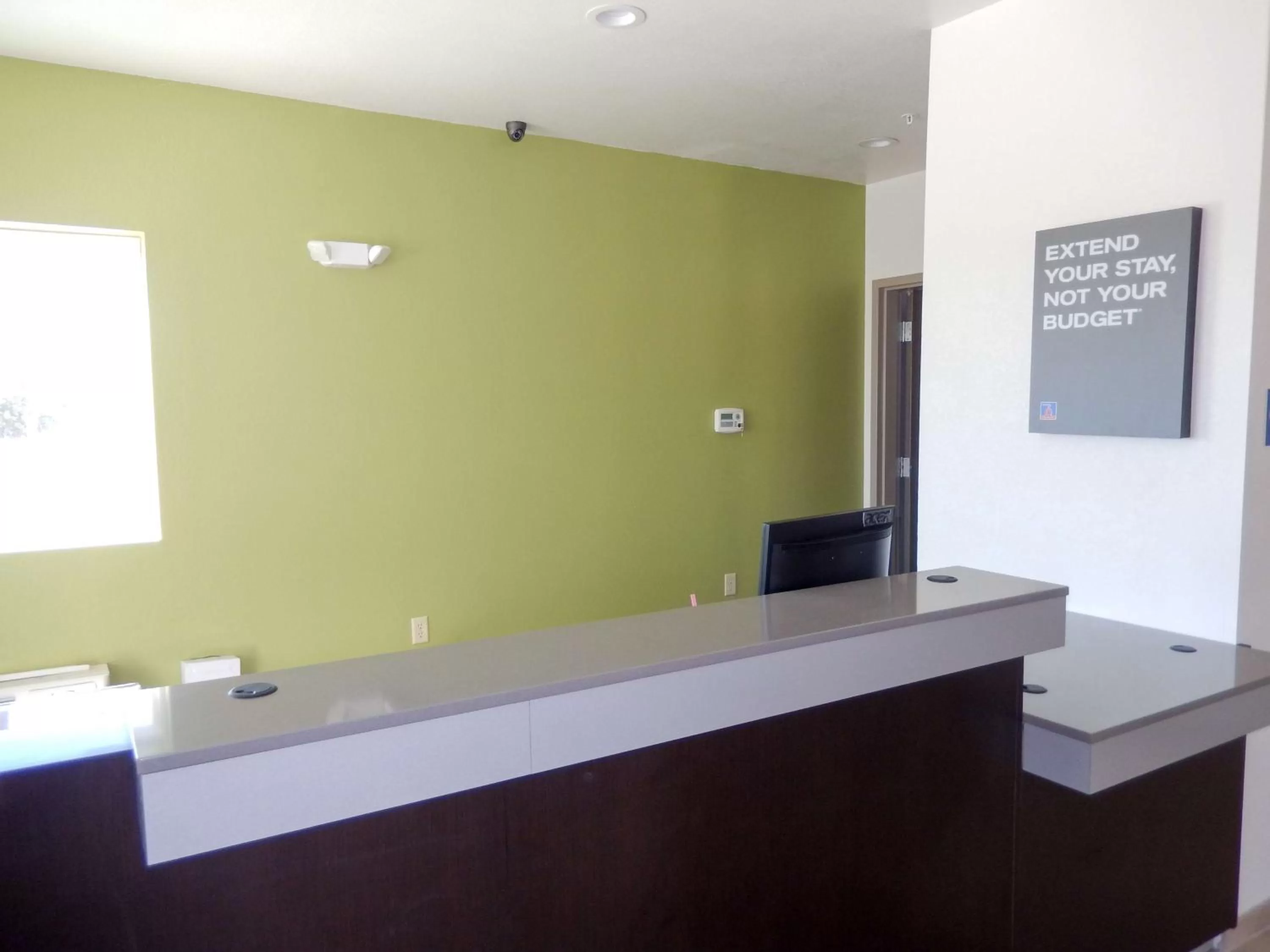 Lobby or reception in Studio 6-Yukon, OK