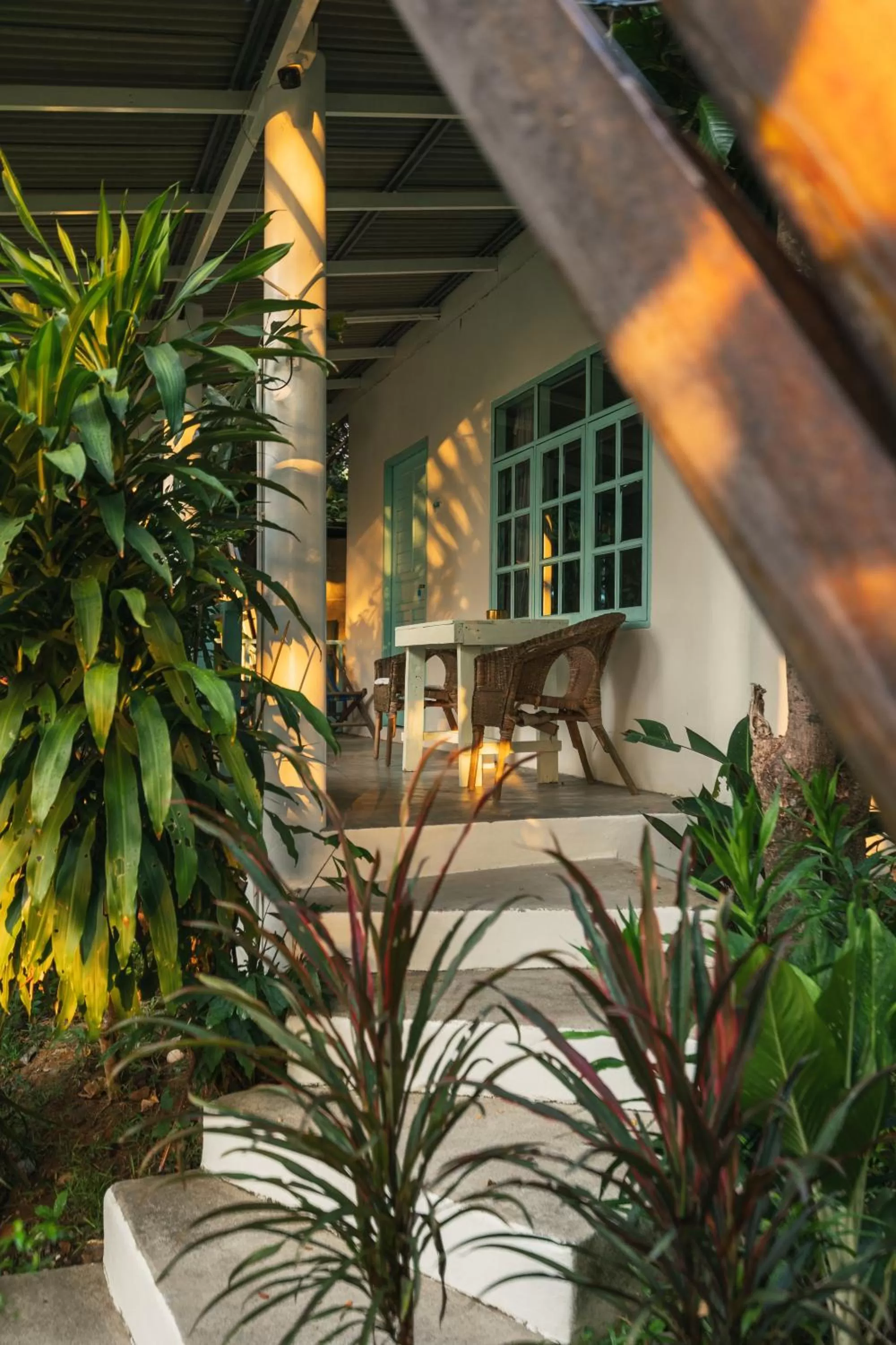 Indie Beach Bungalows