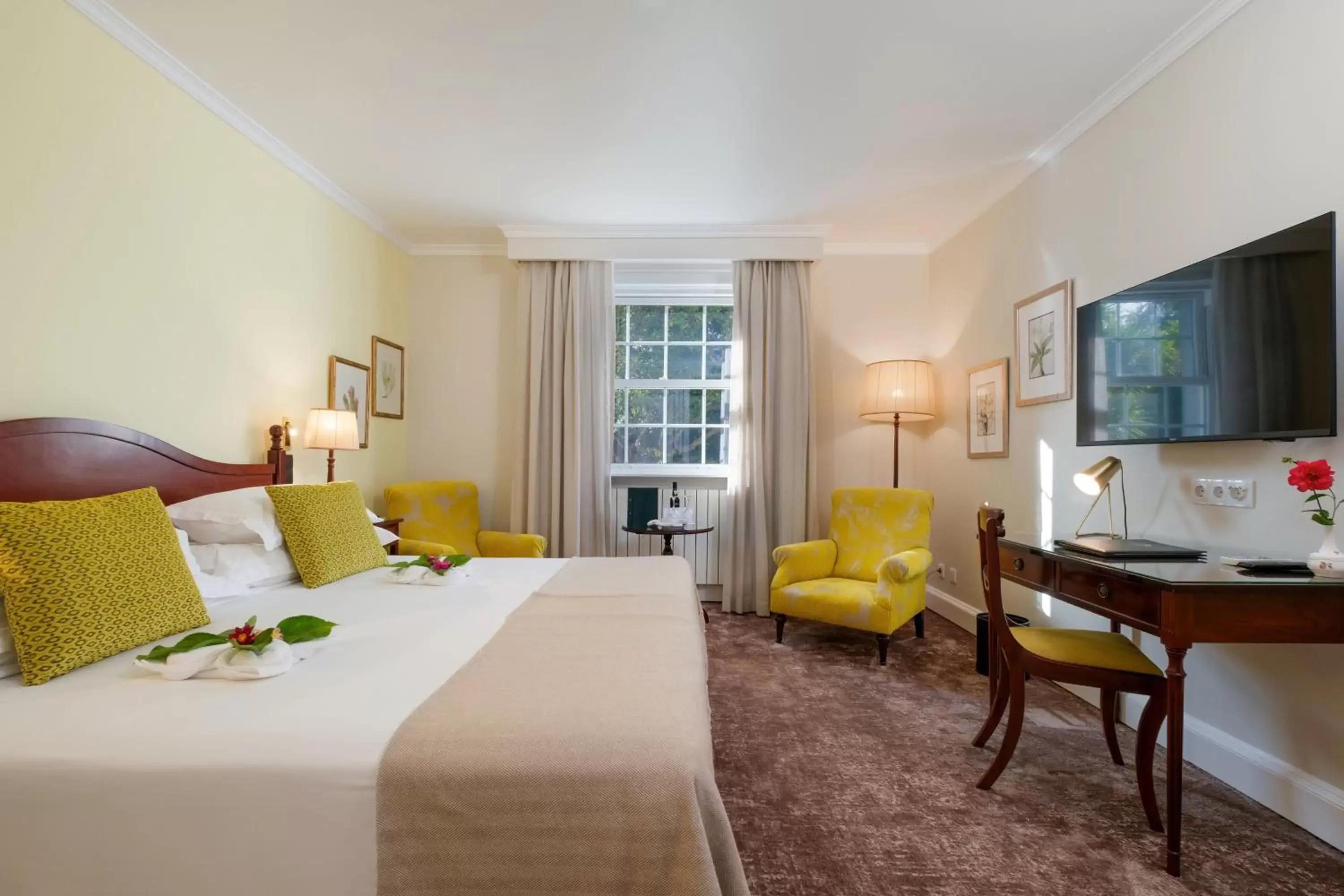 Double or Twin Room with Garden View in Casa Velha do Palheiro Relais & Chateaux Double or Twin Room with Garden View in Casa Velha do Palheiro Relais & Chateaux