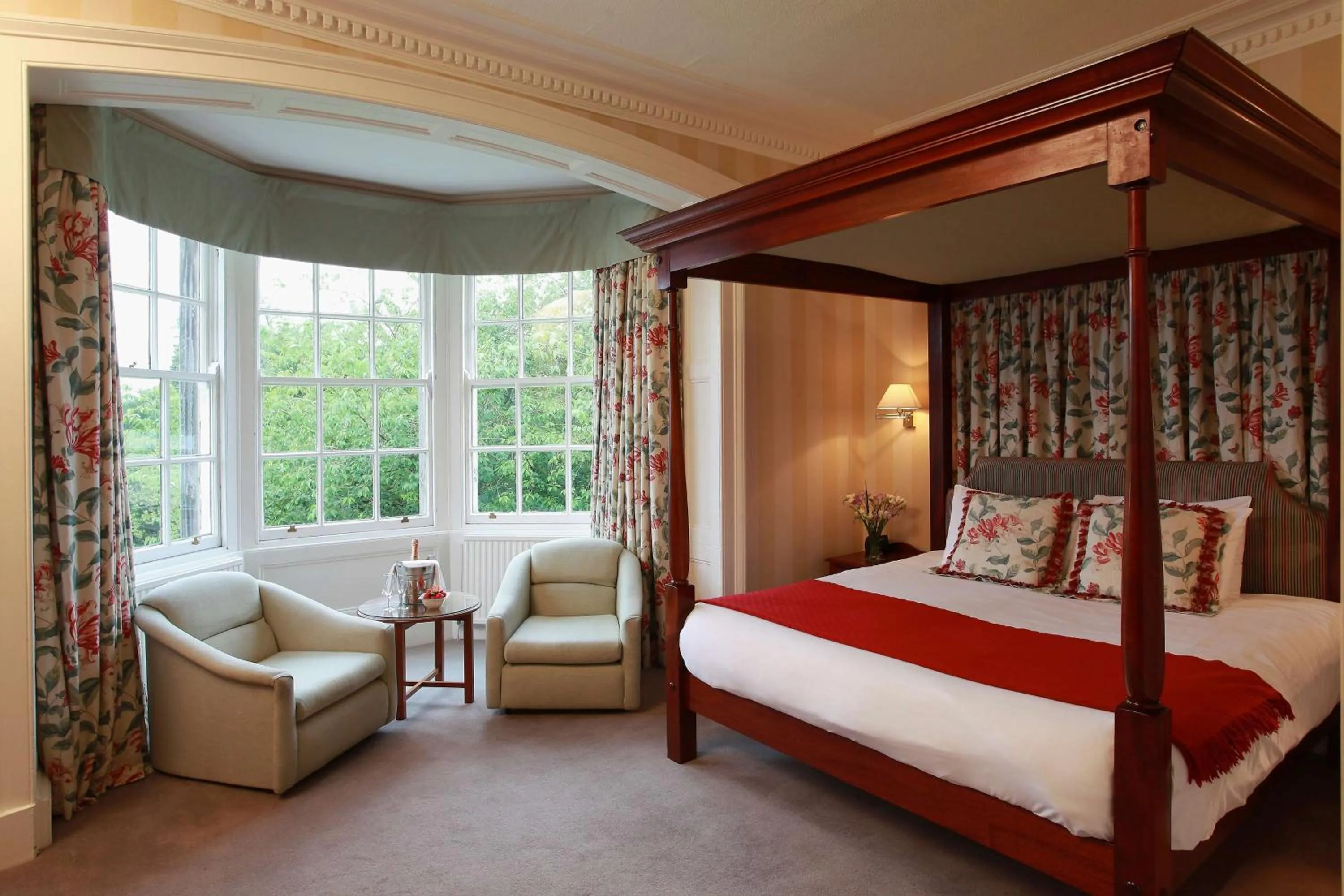 Photo of the whole room, Bed in Best Western Plus Dunfermline Crossford Keavil House Hotel