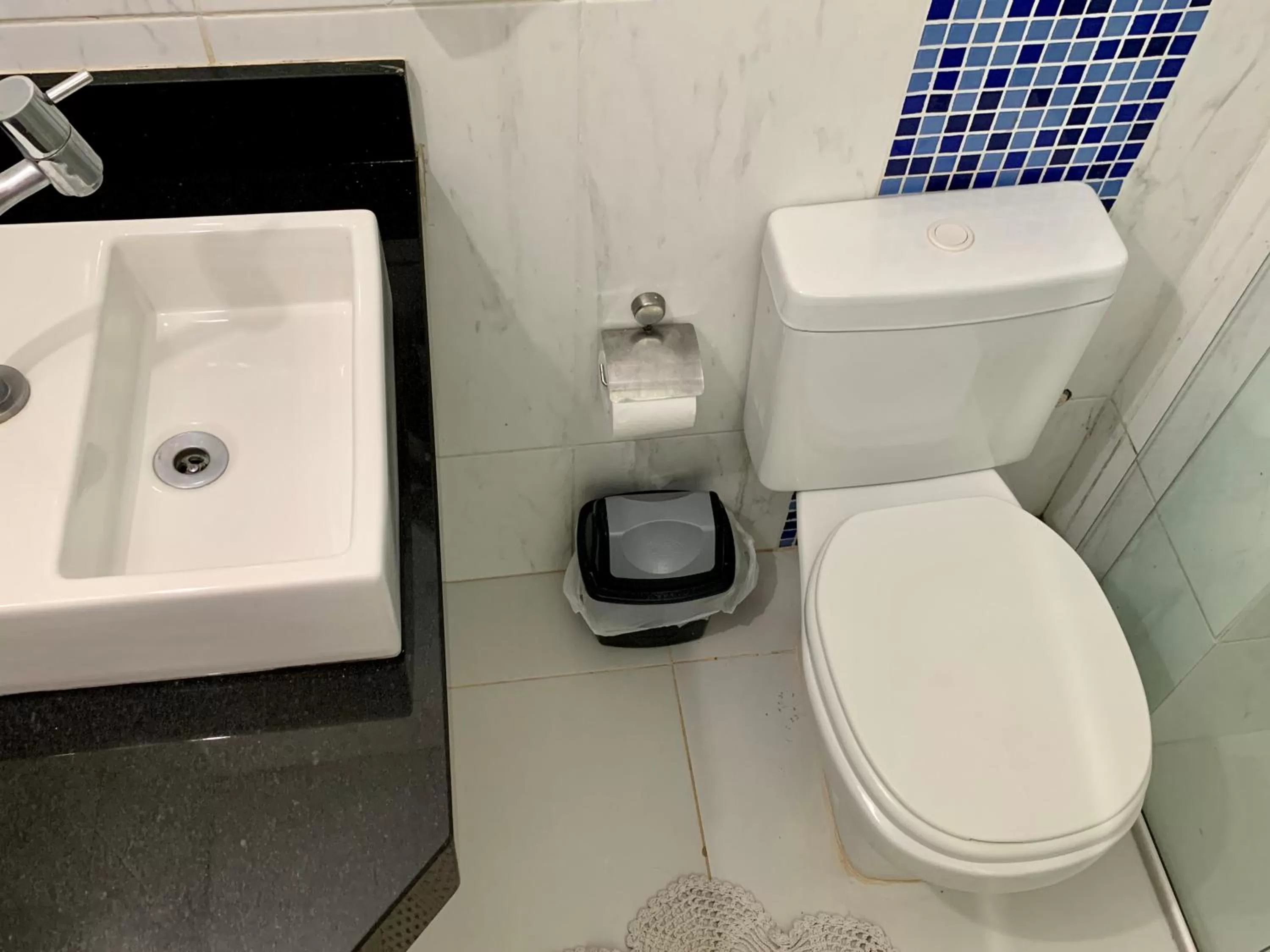 Bathroom in Pousada Jardim Brasília