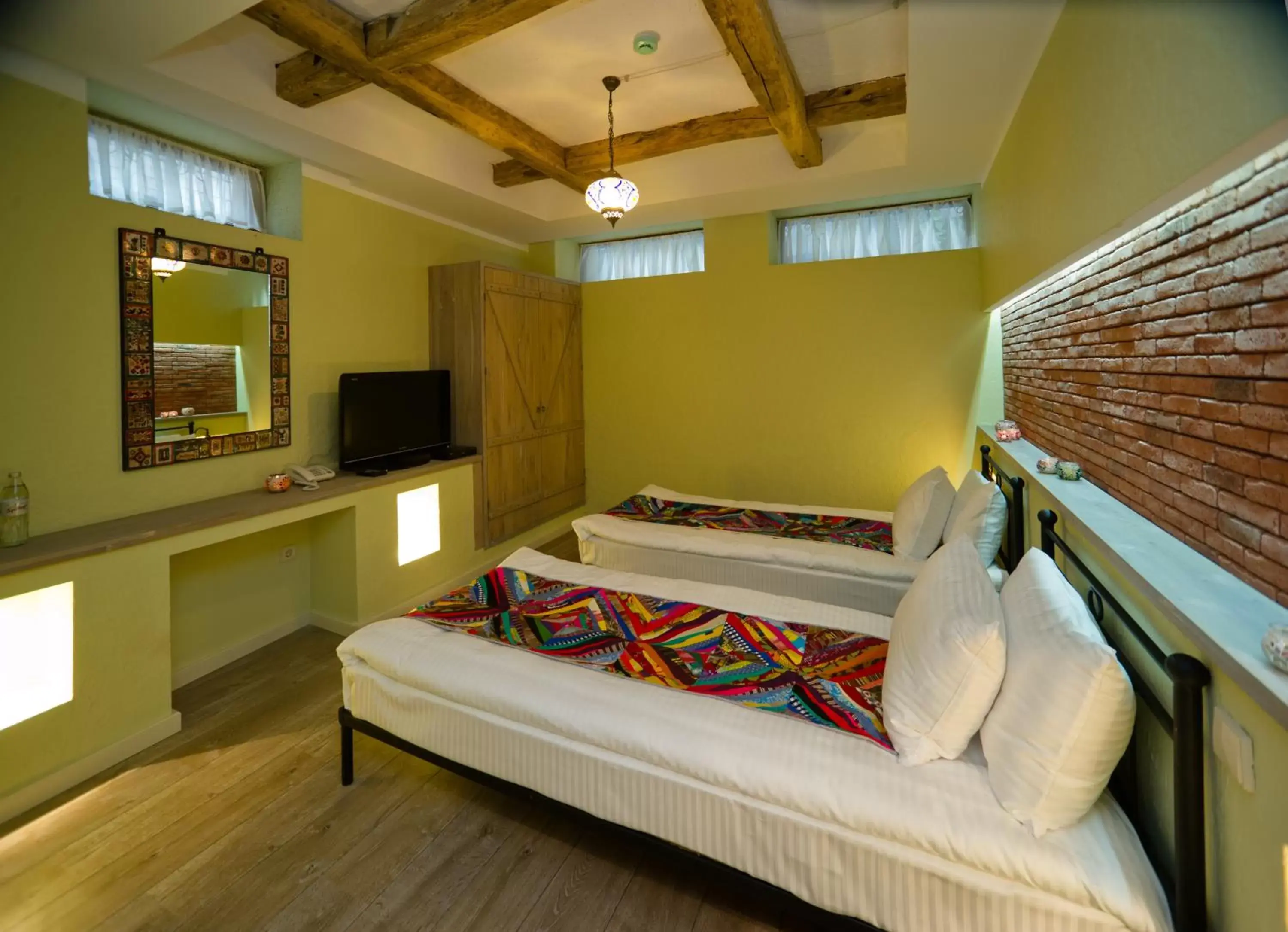 Standard Twin Room - single occupancy in No12 Boutique Hotel Standard Twin Room - single occupancy in No12 Boutique Hotel