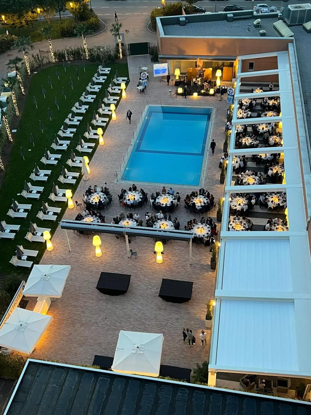 Pool view in The Sydney Hotel