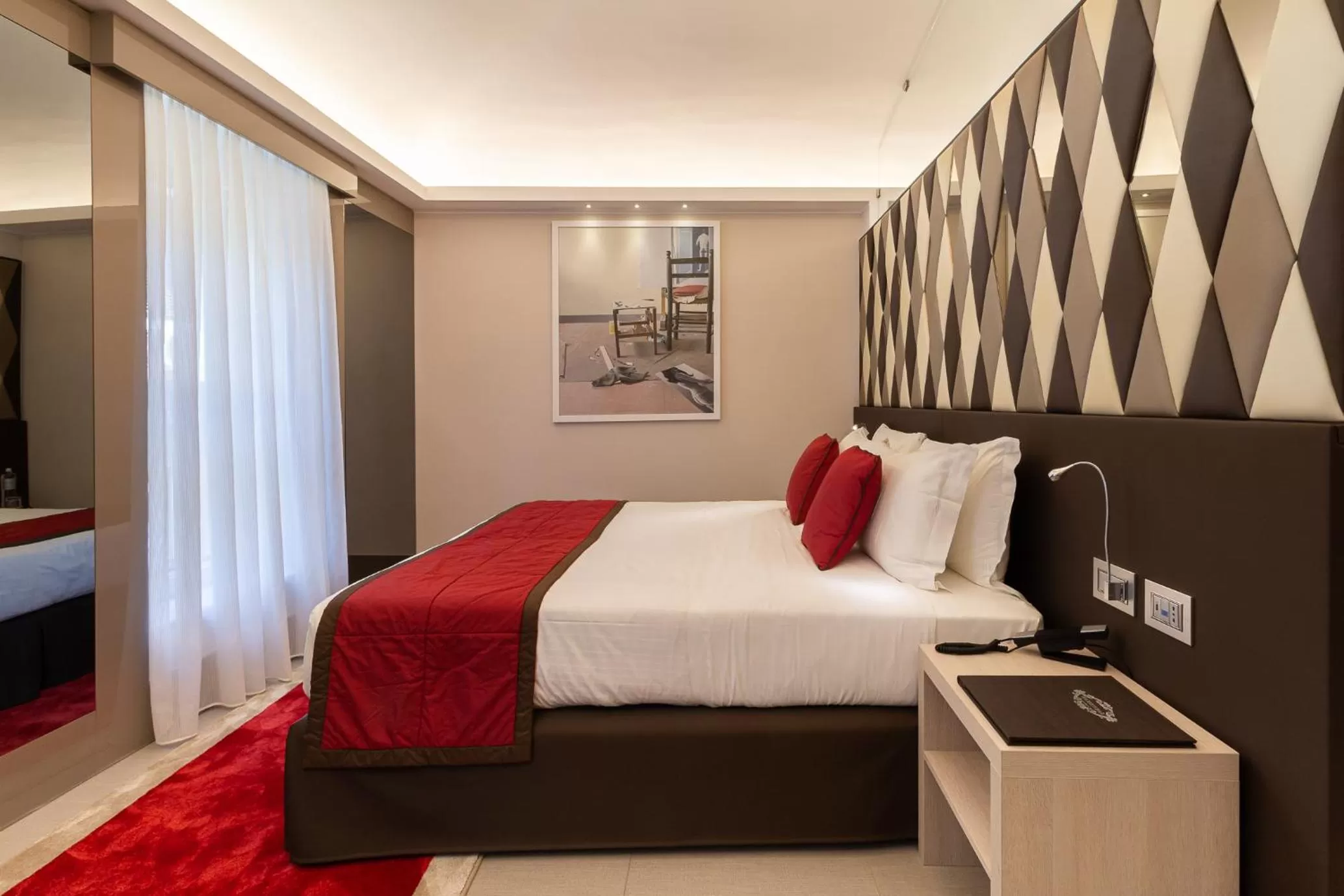 Bedroom, Bed in Harry's Bar Trevi Hotel & Restaurant