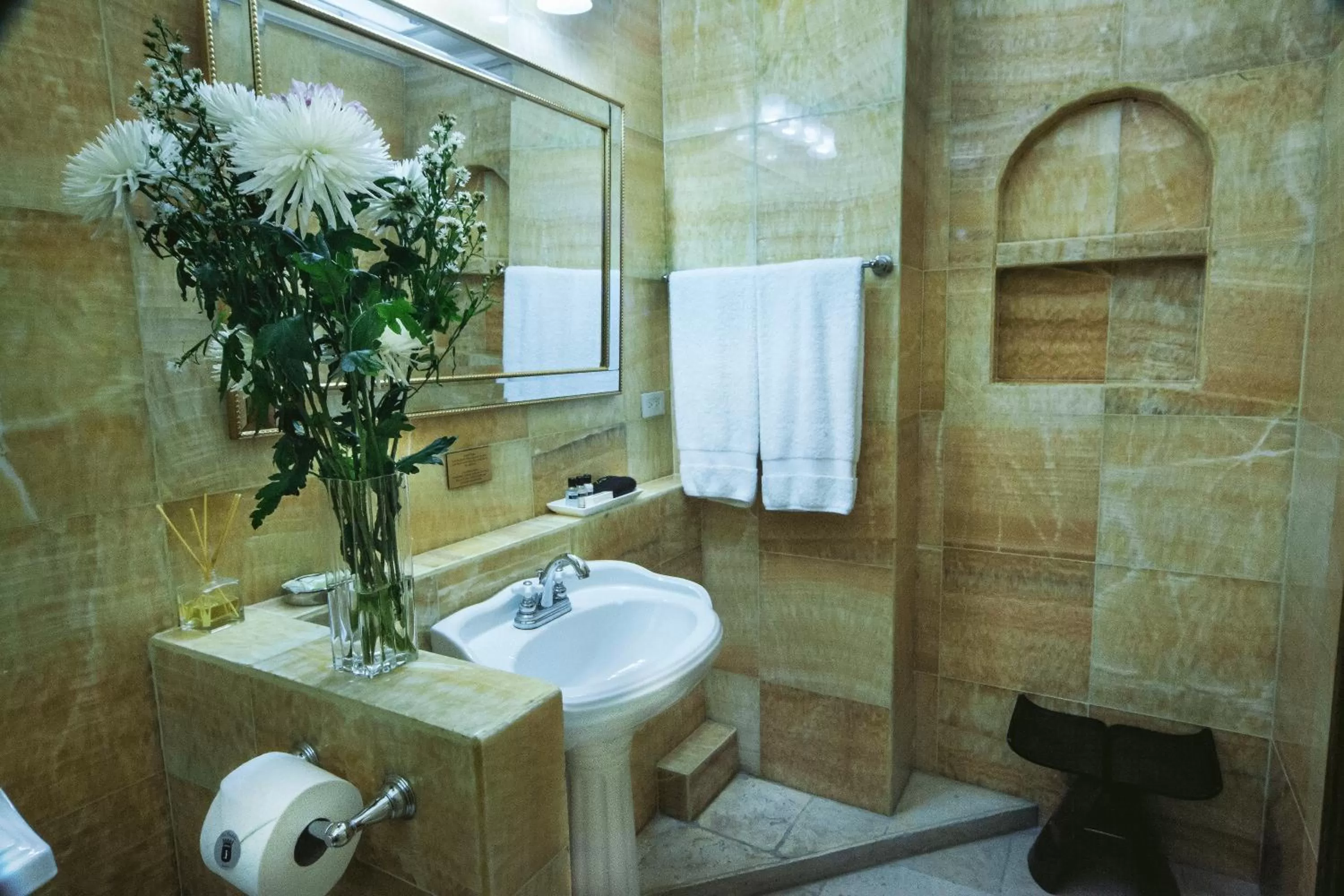 Bathroom in La Isabela Suites