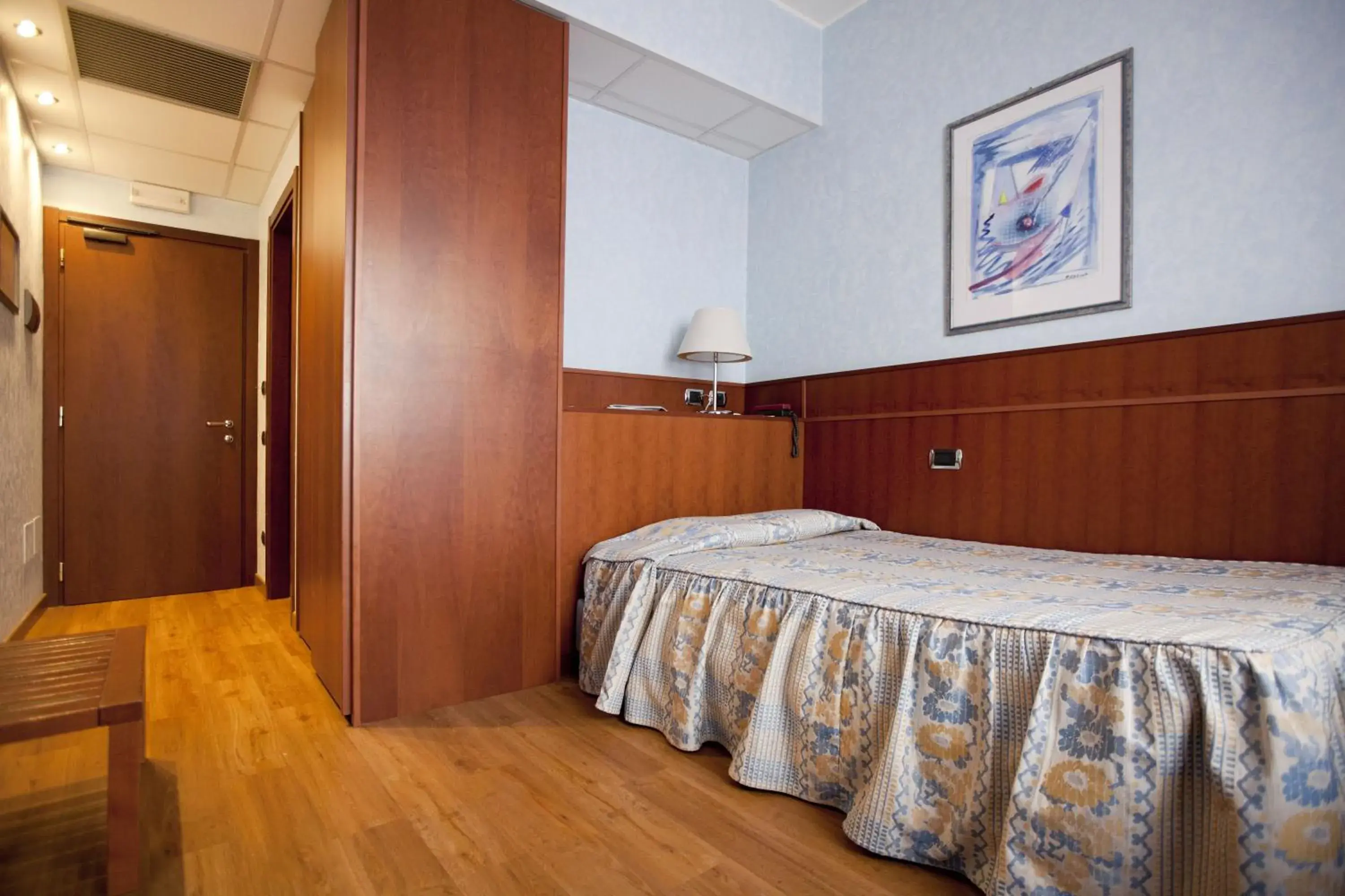 Single Room in Palace Hotel Moderno Single Room in Palace Hotel Moderno