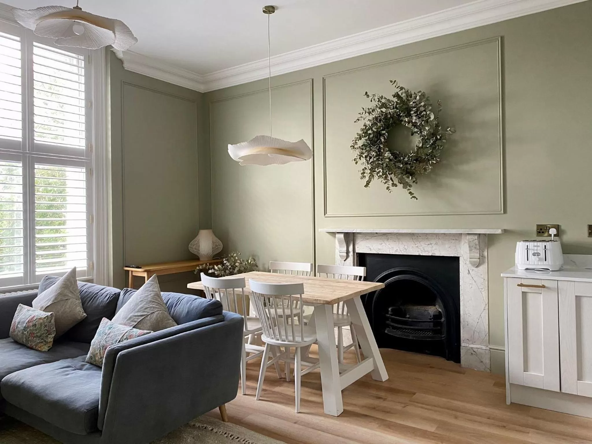 Railway House York by Chateau Anna