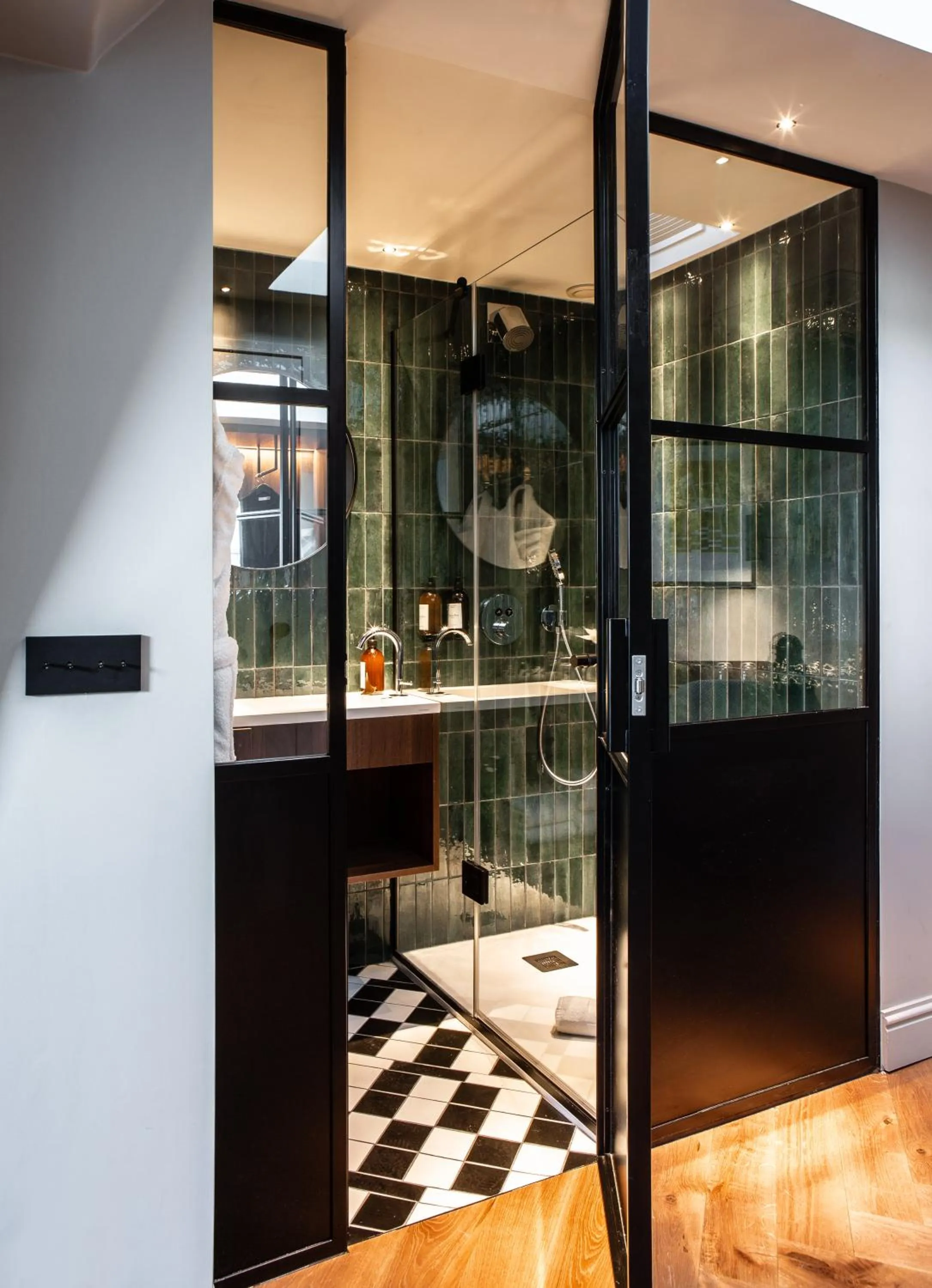 Bathroom in Hotel Flanelles Paris