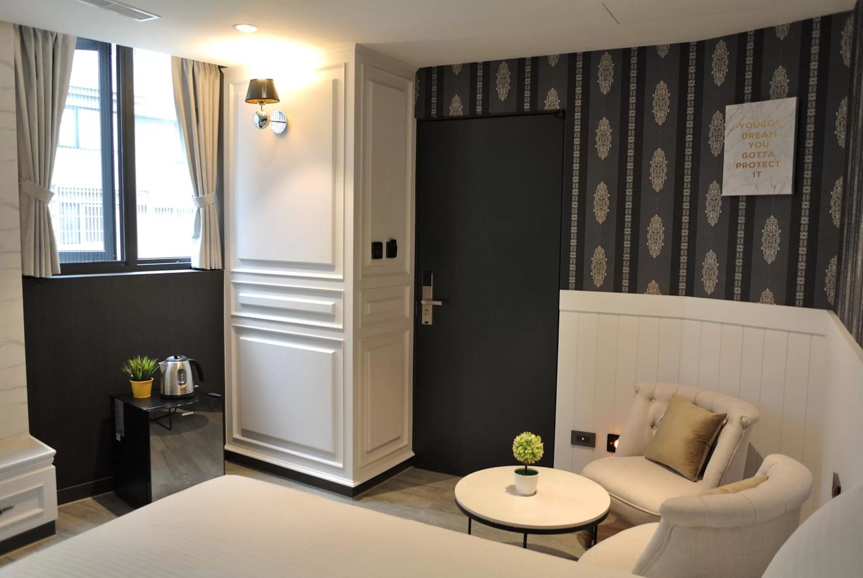 On site, Seating Area in K HOTEL