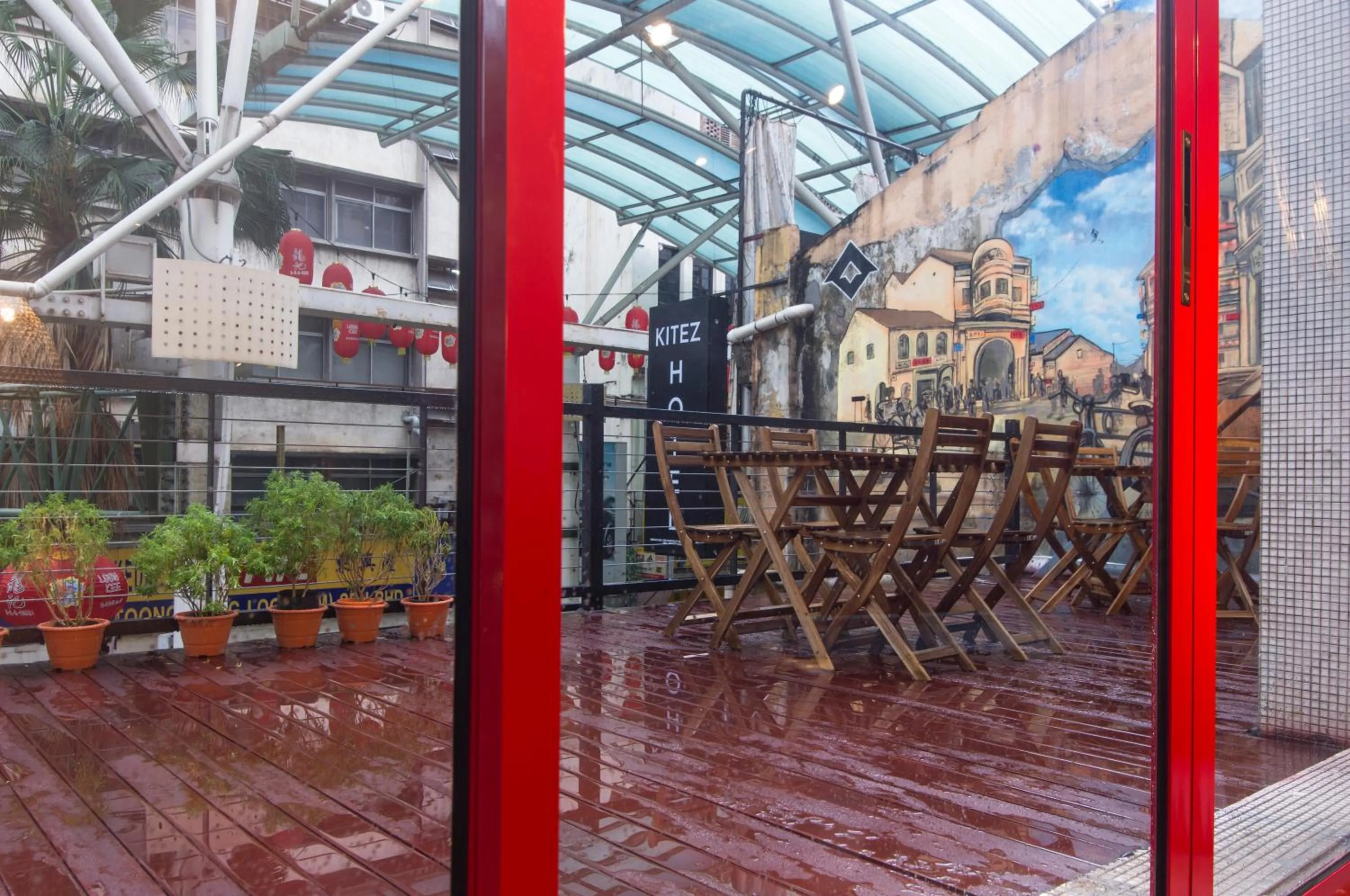 Property building in Kitez Hotel & Bunkz