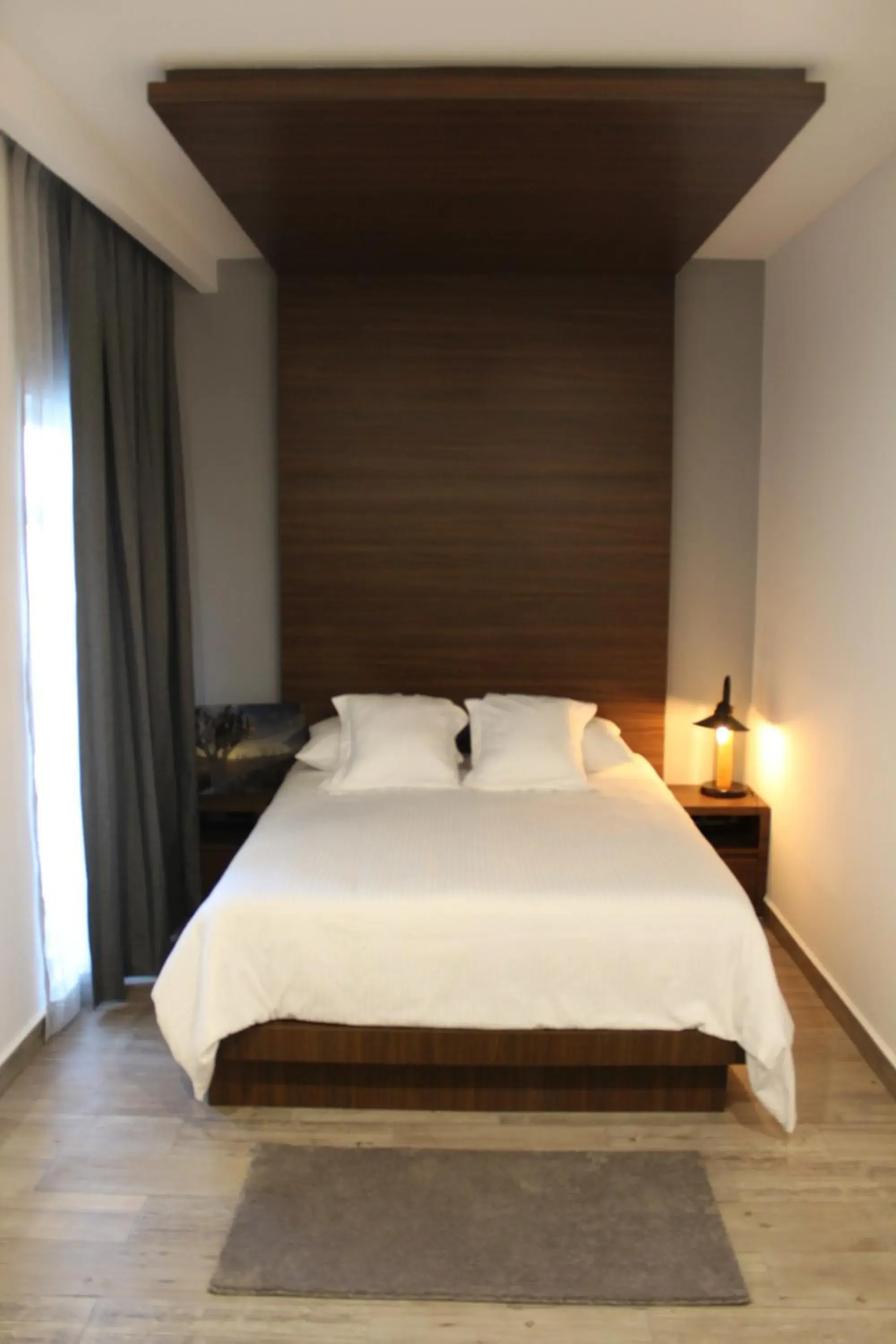 Standard Queen Room in Hotel Diana Standard Queen Room in Hotel Diana