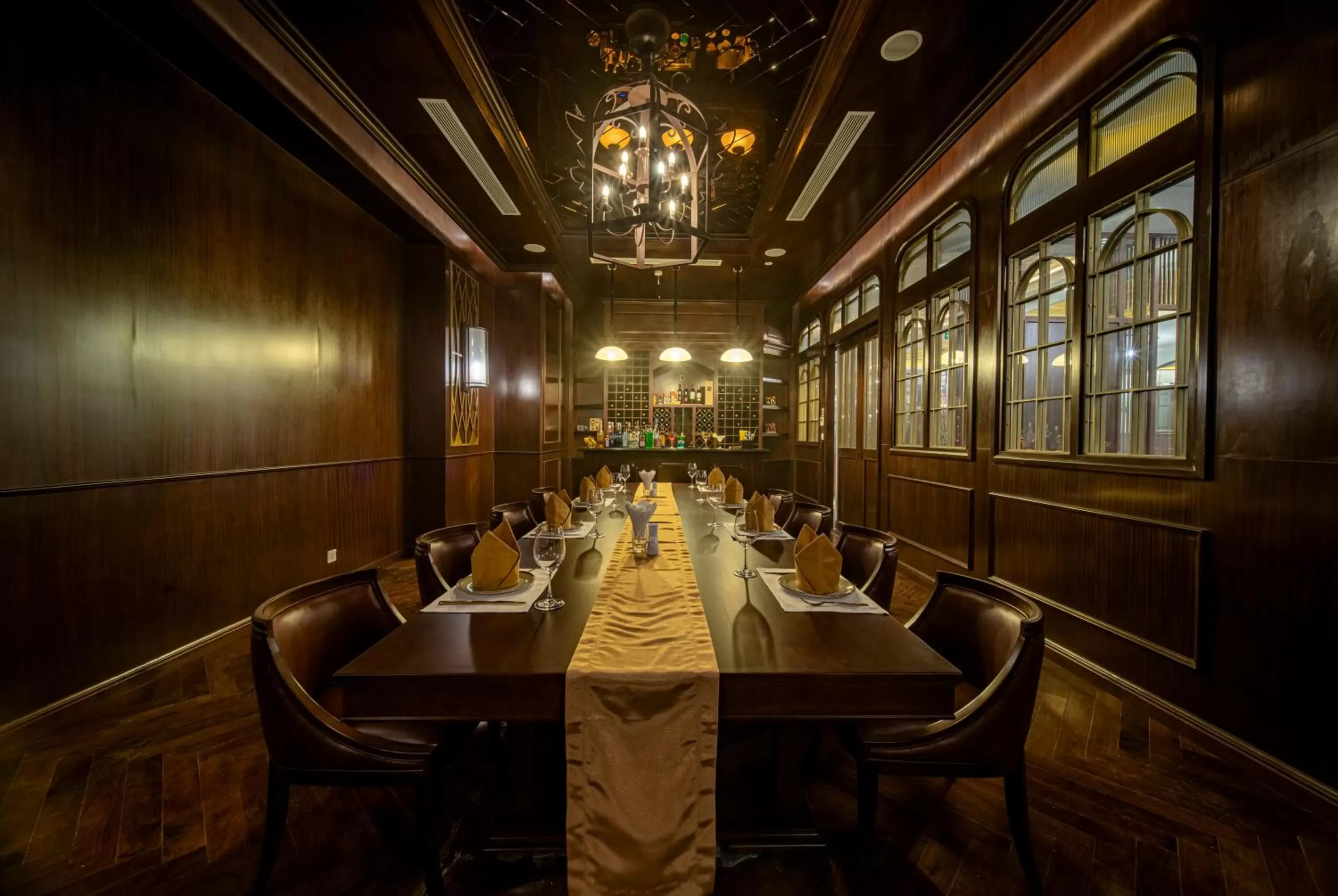 Restaurant/places to eat in Potique Hotel