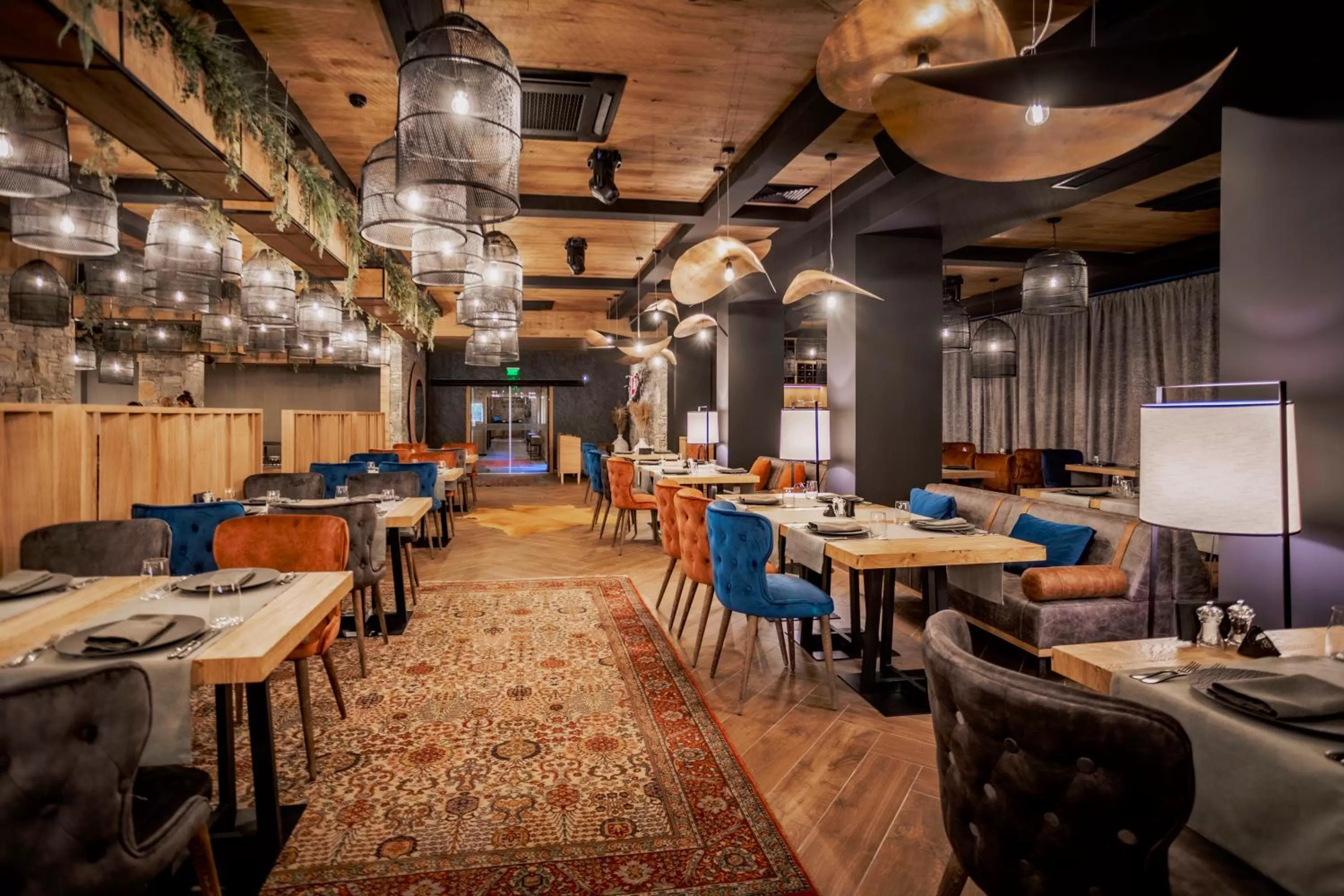 Restaurant/places to eat in Kashmir Wellness & SPA Hotel Adults Only