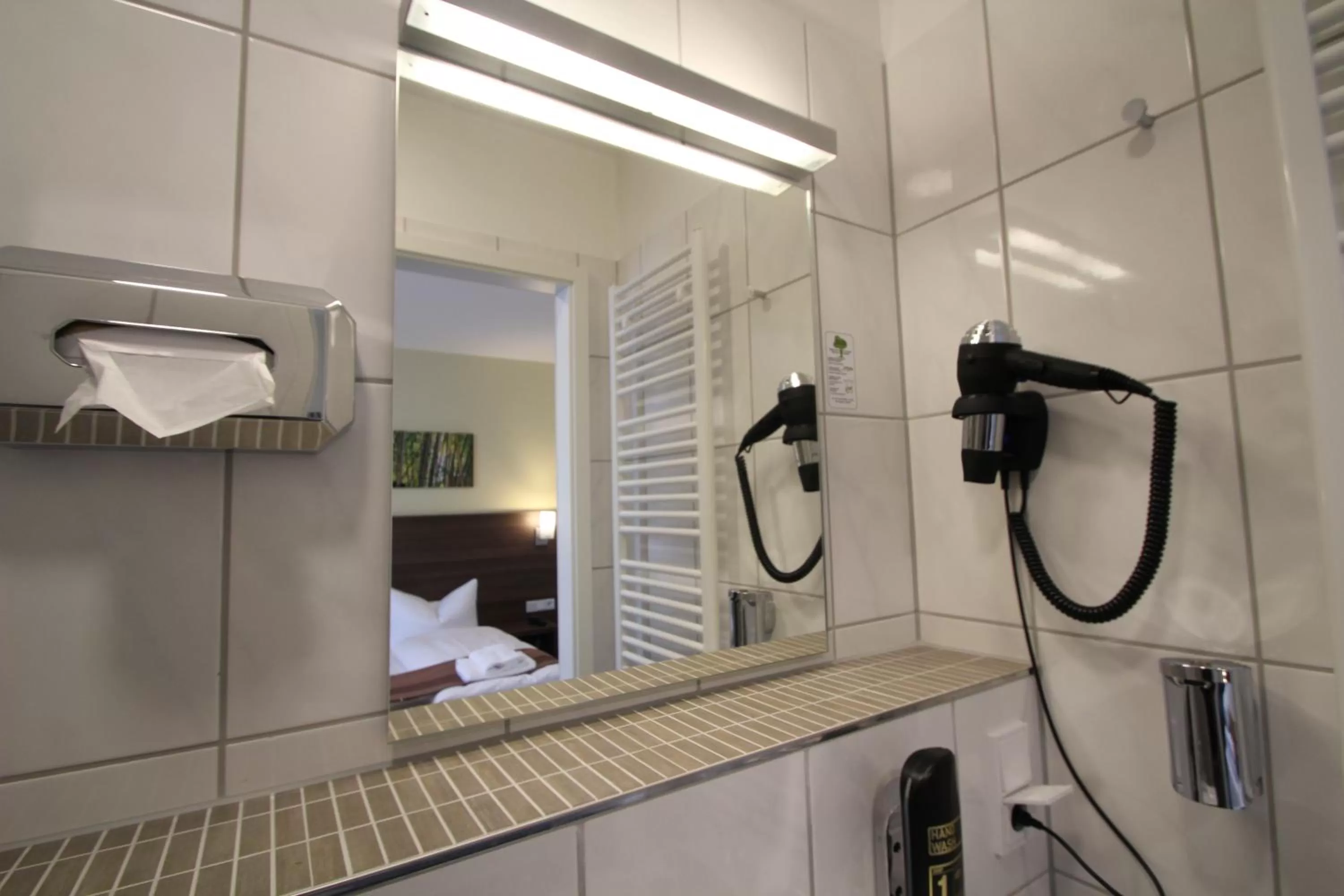 Bathroom in Trip Inn Goethe Conference Hotel