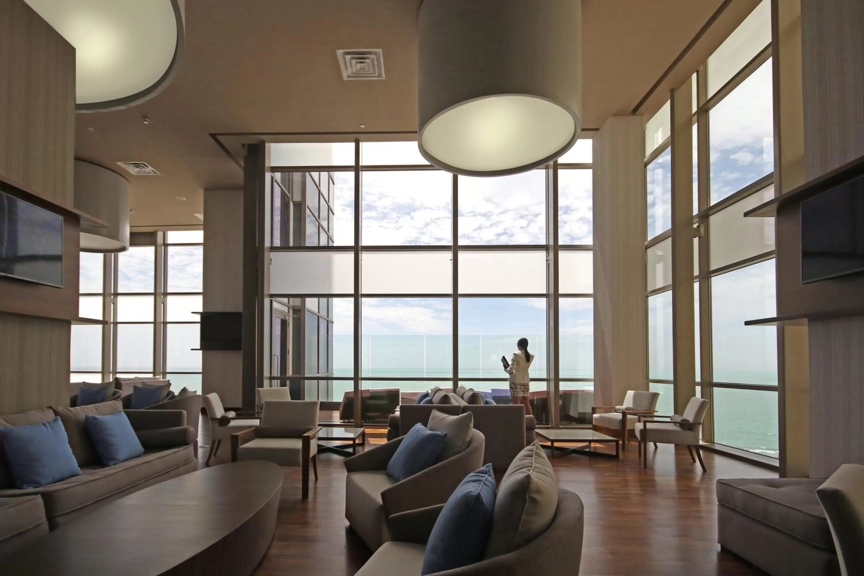 Lounge or bar in Hotel InterContinental Cartagena by IHG
