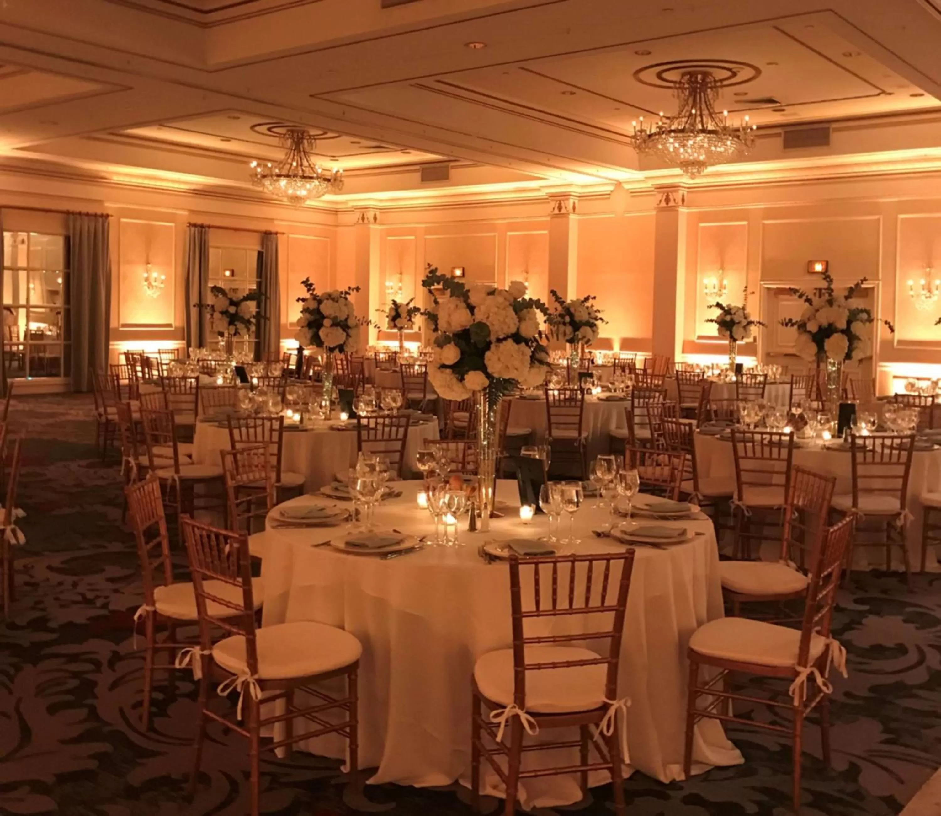 Dining area in Hilton Pearl River