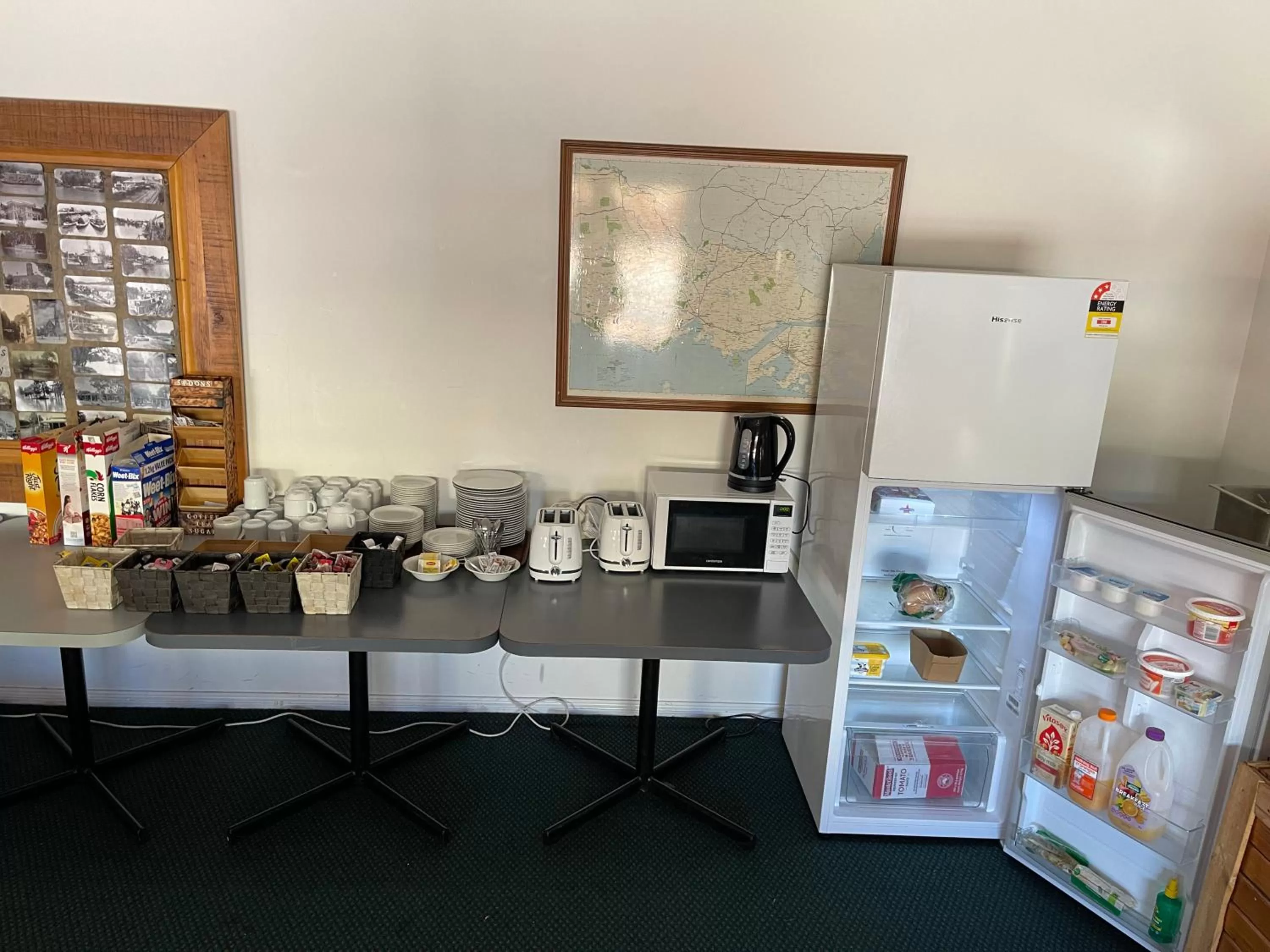 Breakfast in Philadelphia Motor Inn