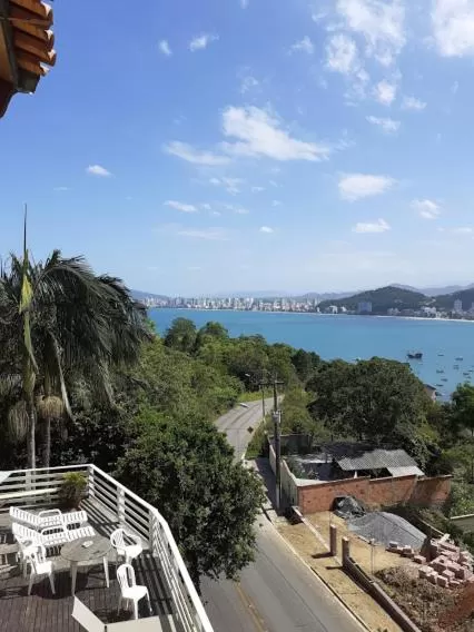 Deluxe Suite with Sea View in Hotel Pousada 7 Mares