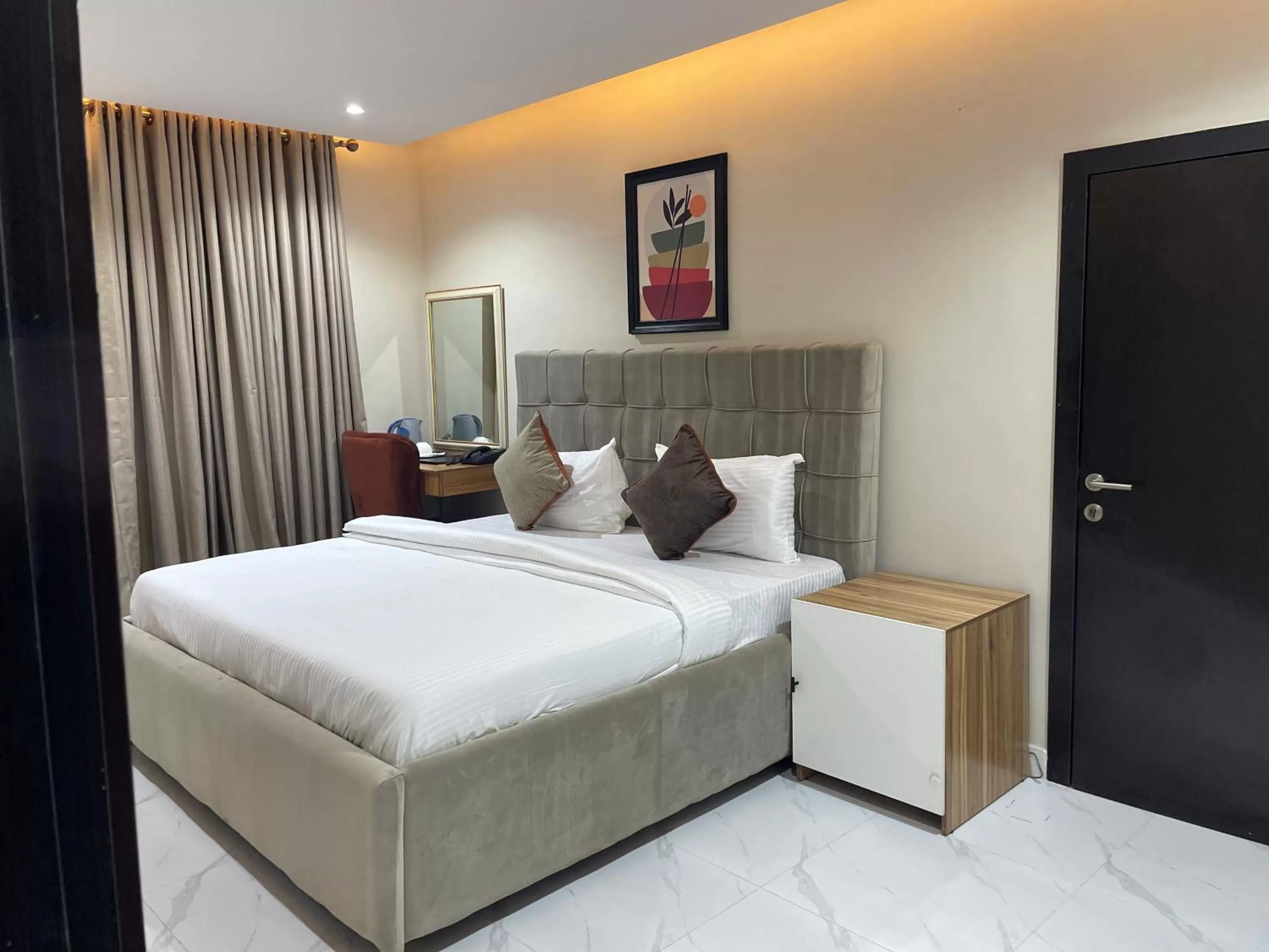 Bed in Choice Suites Signature