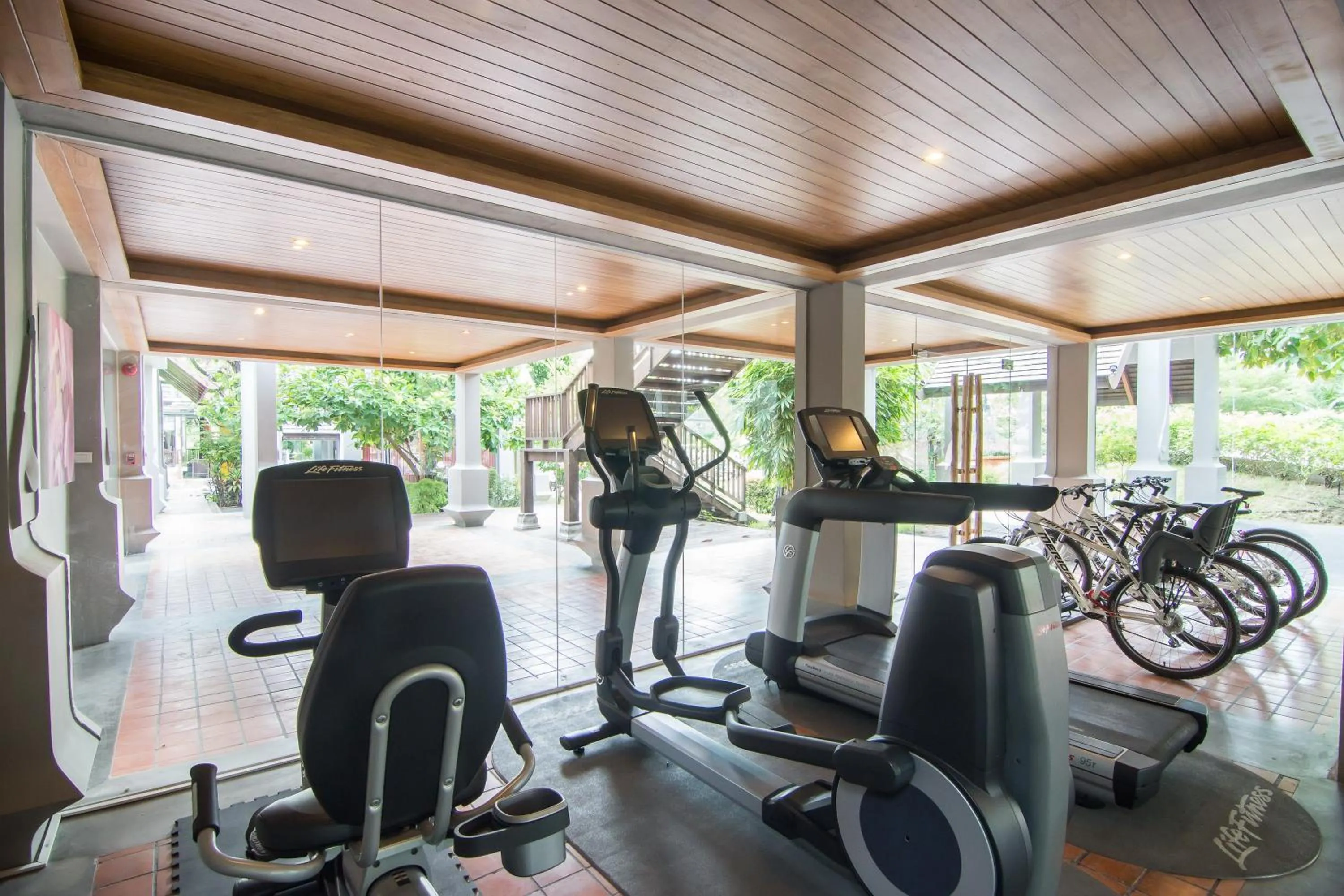 Fitness centre/facilities in Royal Muang Samui Villas
