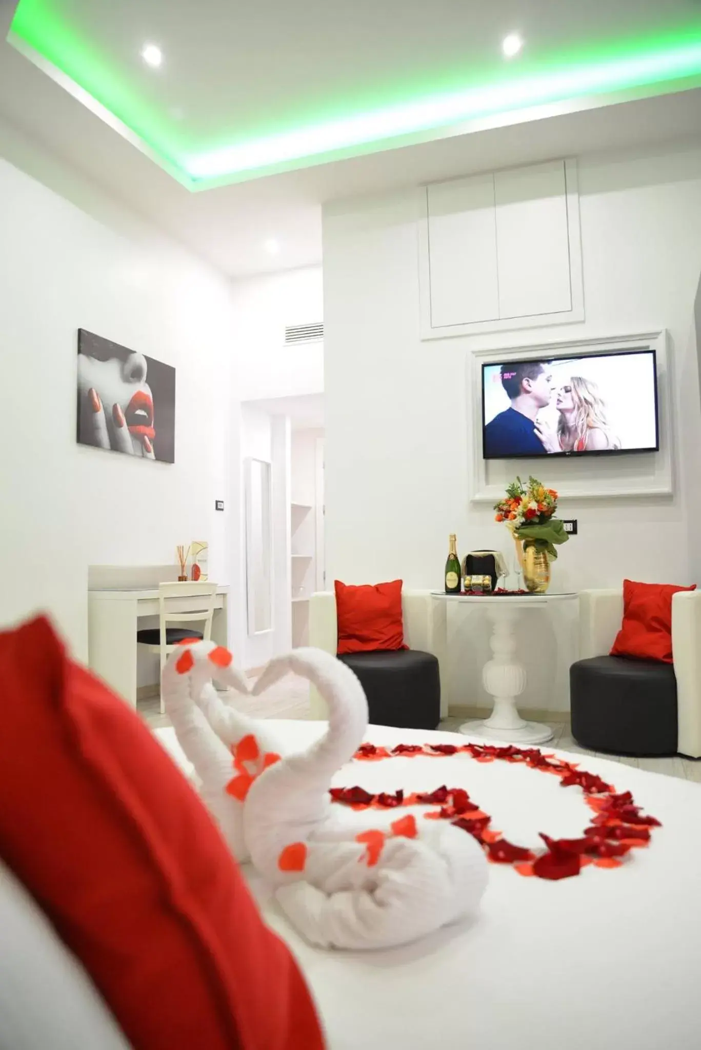 Executive Suite in Escape Luxury Suite - CA Domus Collection Executive Suite in Escape Luxury Suite - CA Domus Collection