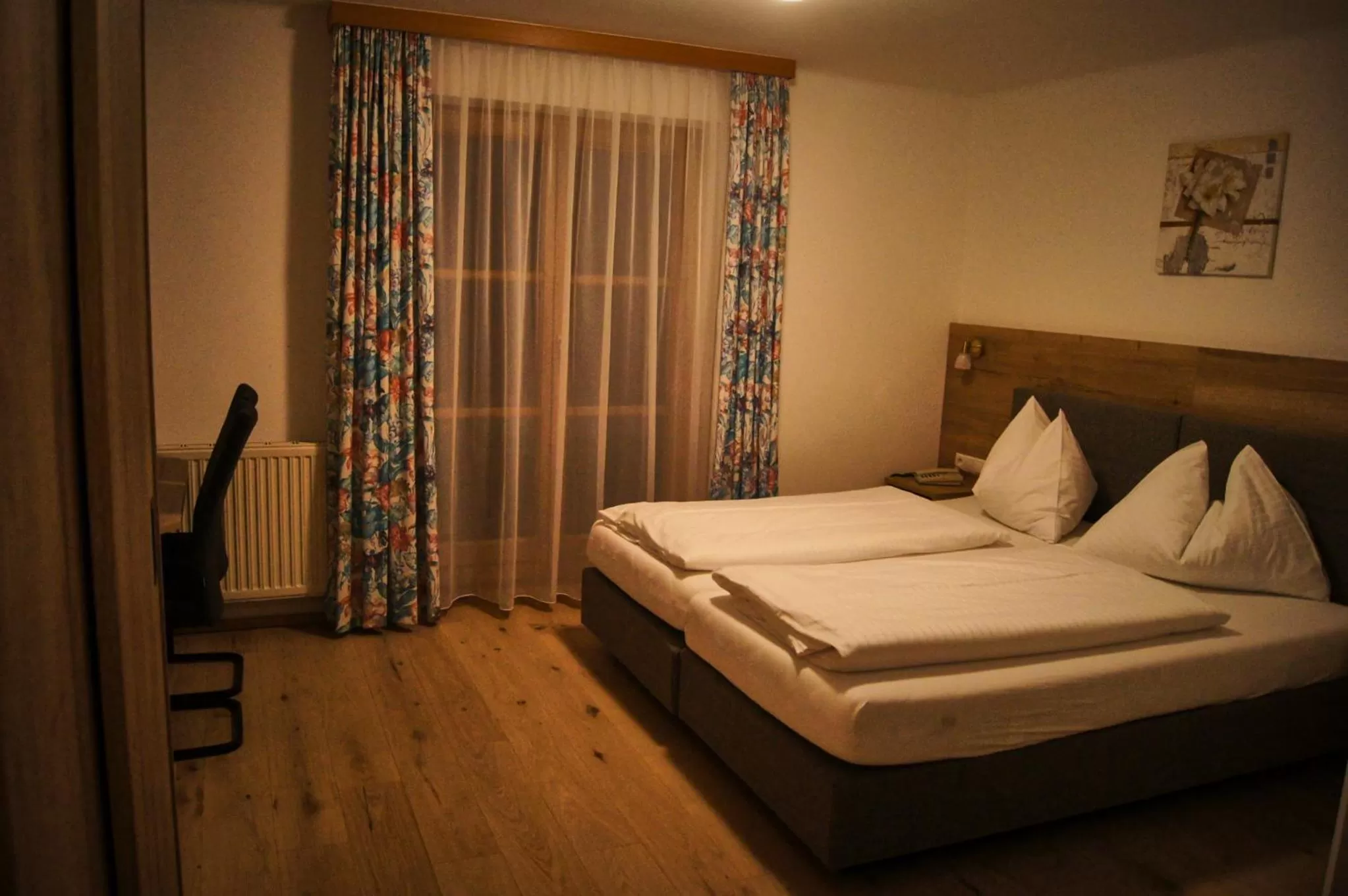 Photo of the whole room, Bed in Hotel-Restaurant Schwaiger***