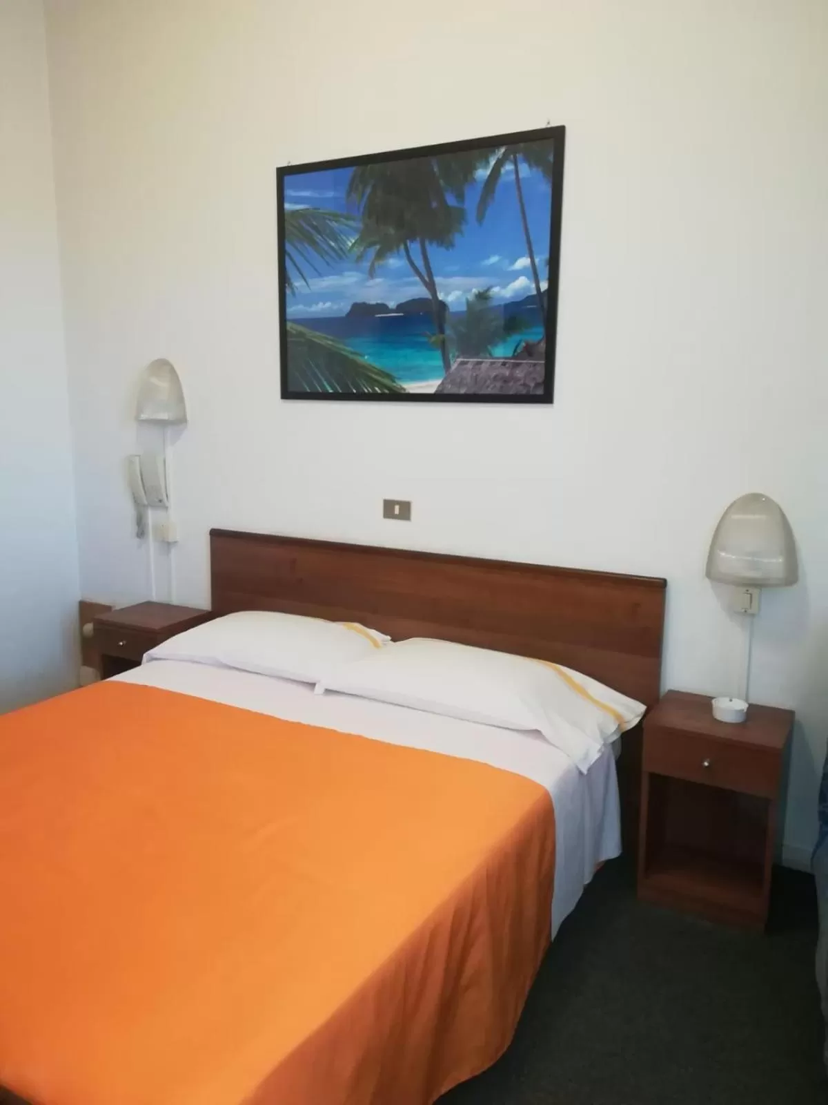 Photo of the whole room, Bed in Hotel Tuscolano