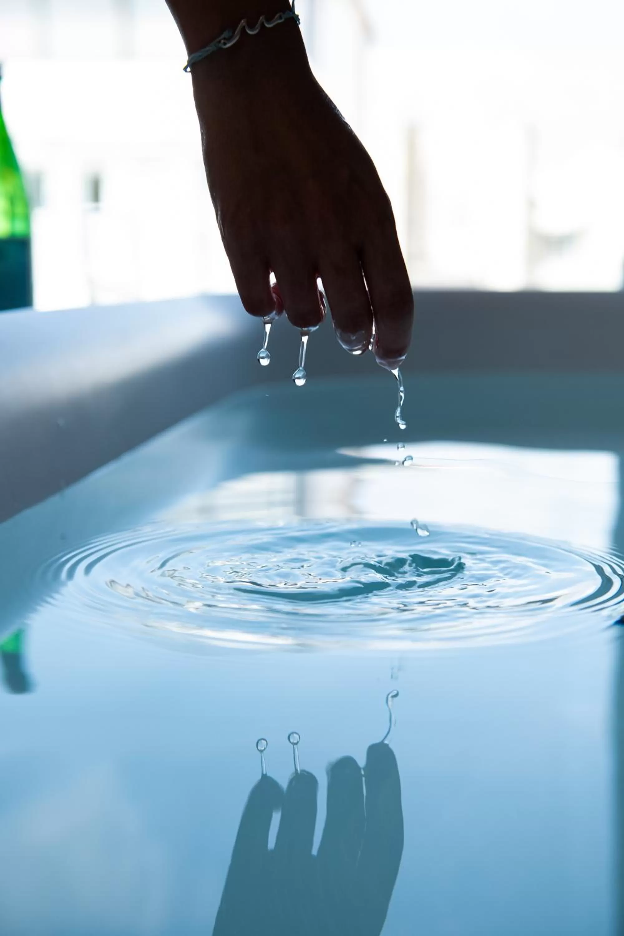 Hot Tub in Enattica Suites
