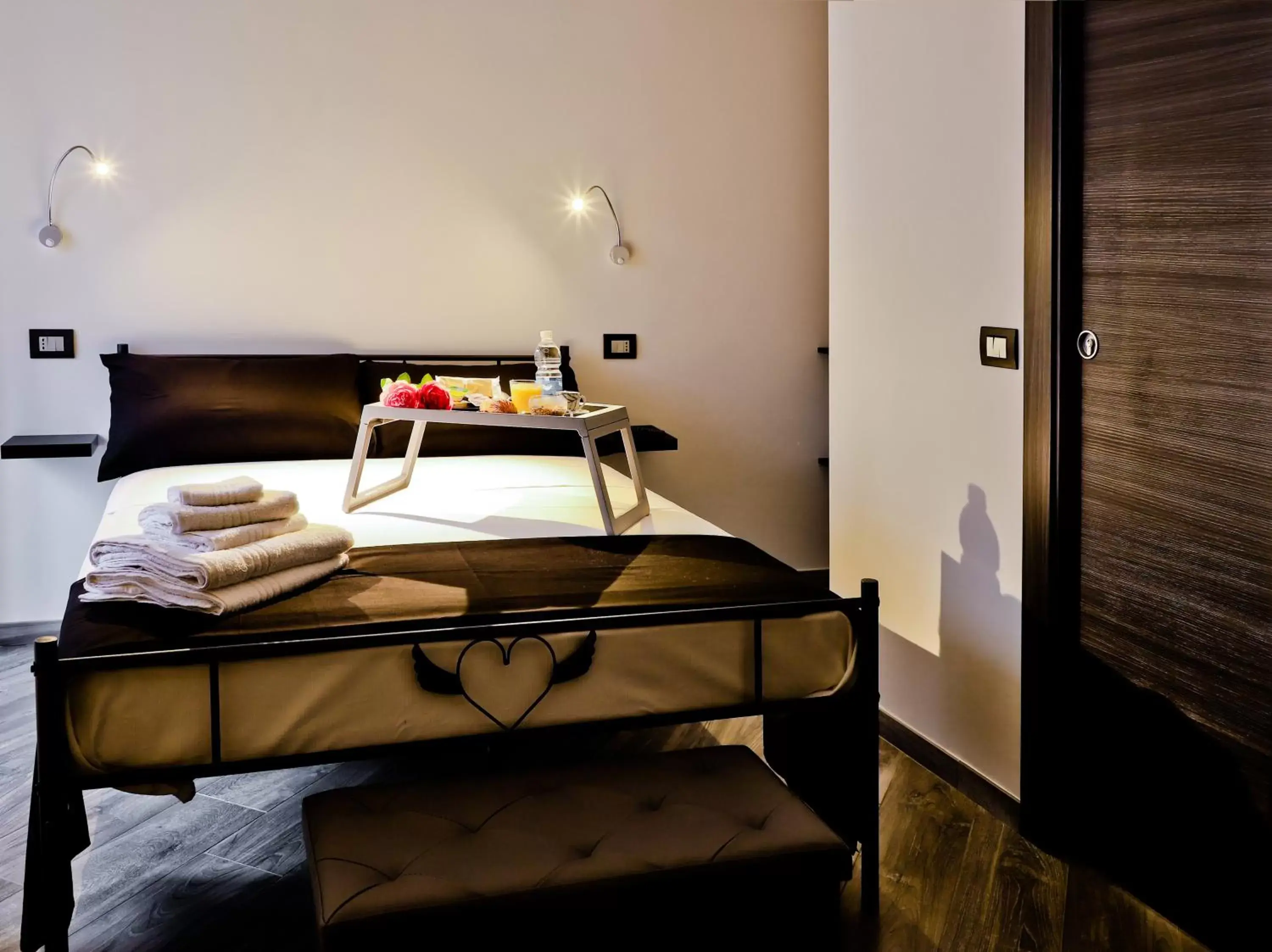 Economy Double Room in Terra Mia Savoia B&B Economy Double Room in Terra Mia Savoia B&B