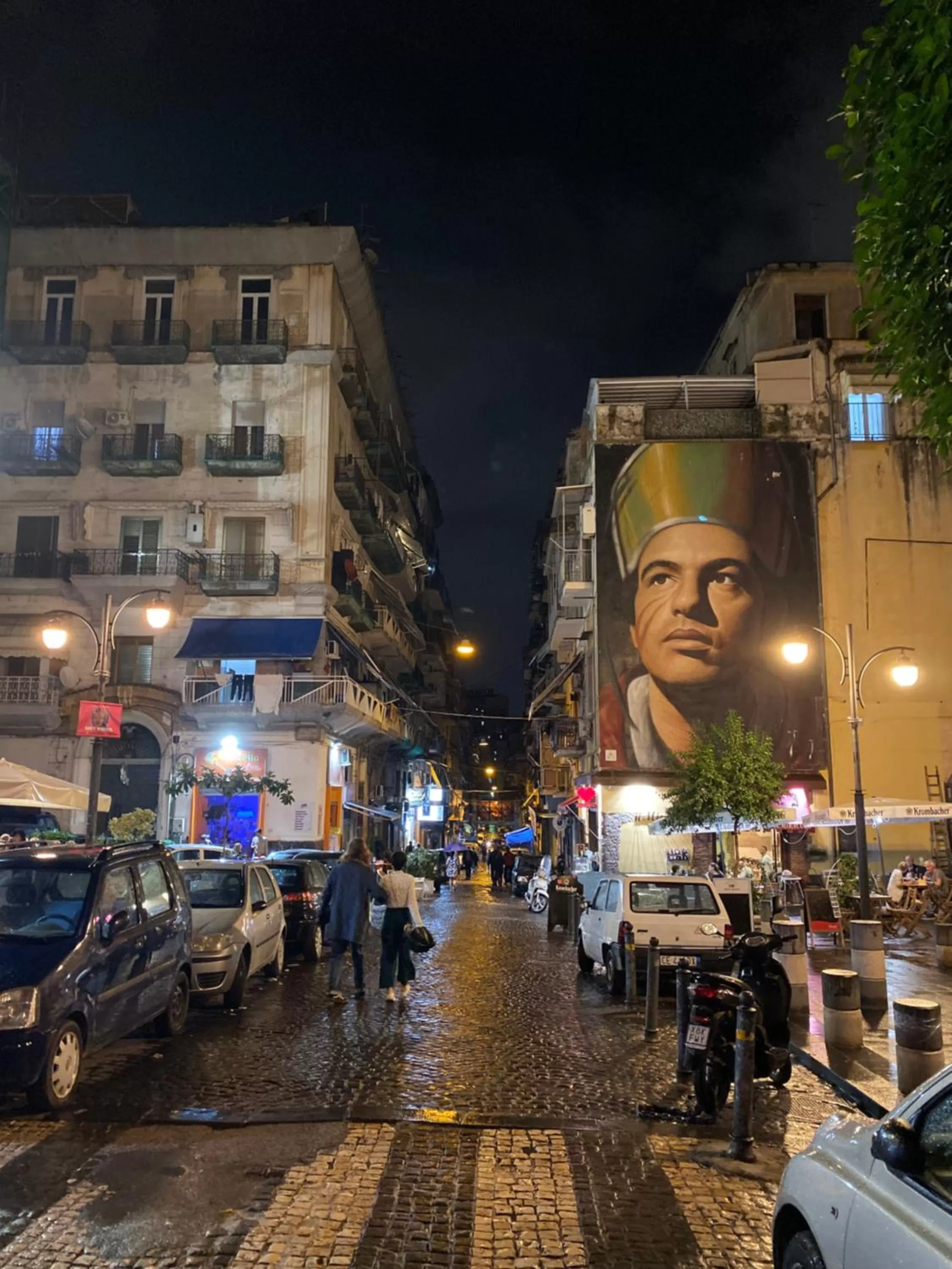 Neighbourhood in Hall inn B&B in Naples