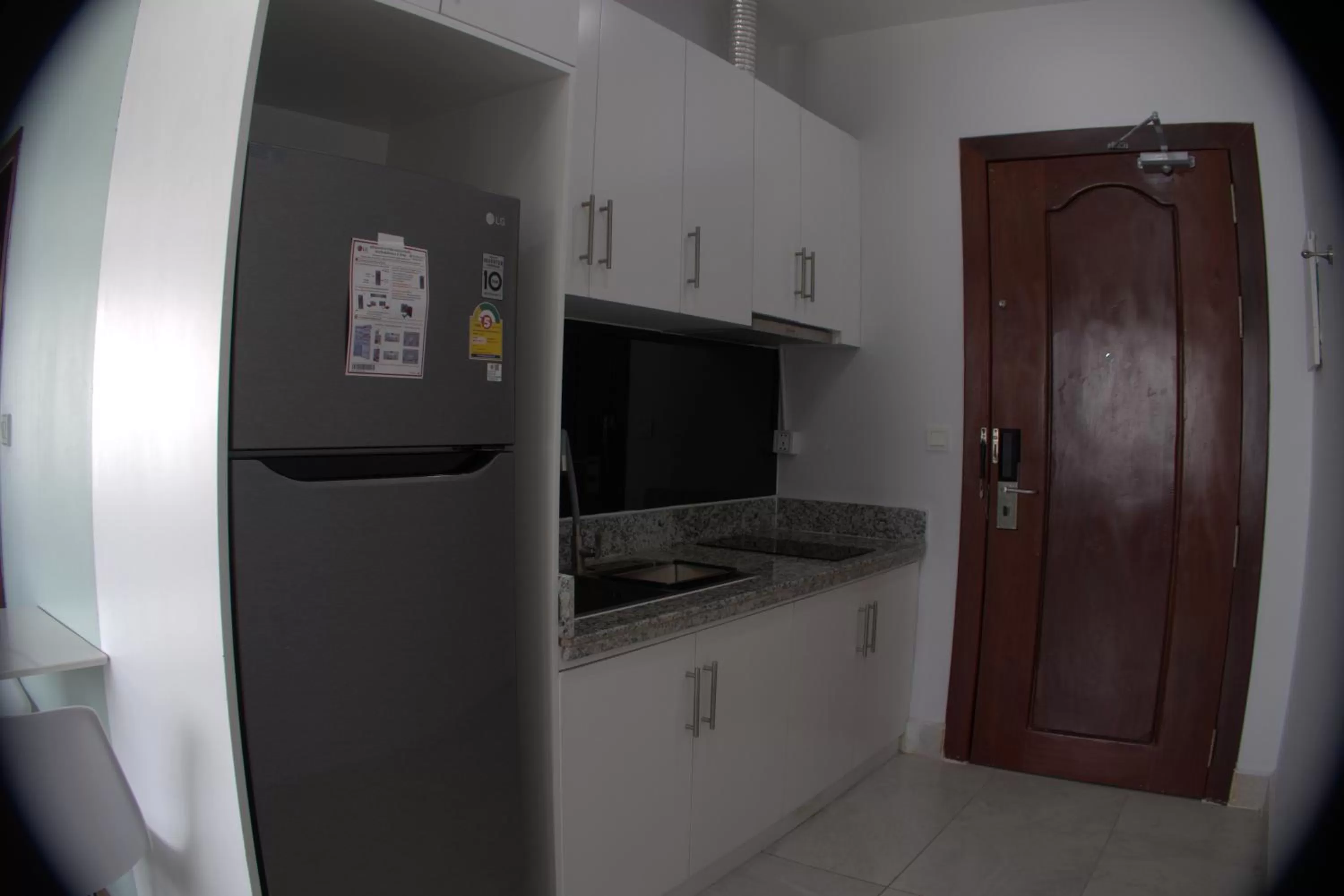 Kitchen or kitchenette in Residence 110 (Hotel and Apartments)