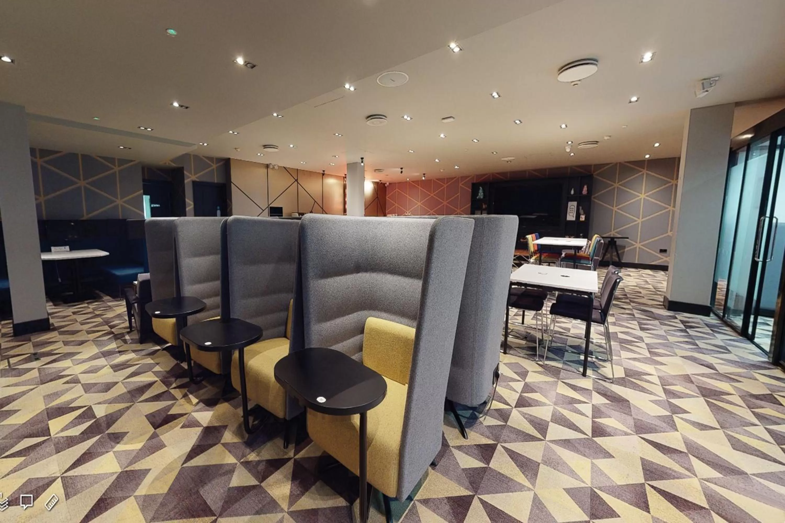 Business facilities in Village Hotel Birmingham Walsall