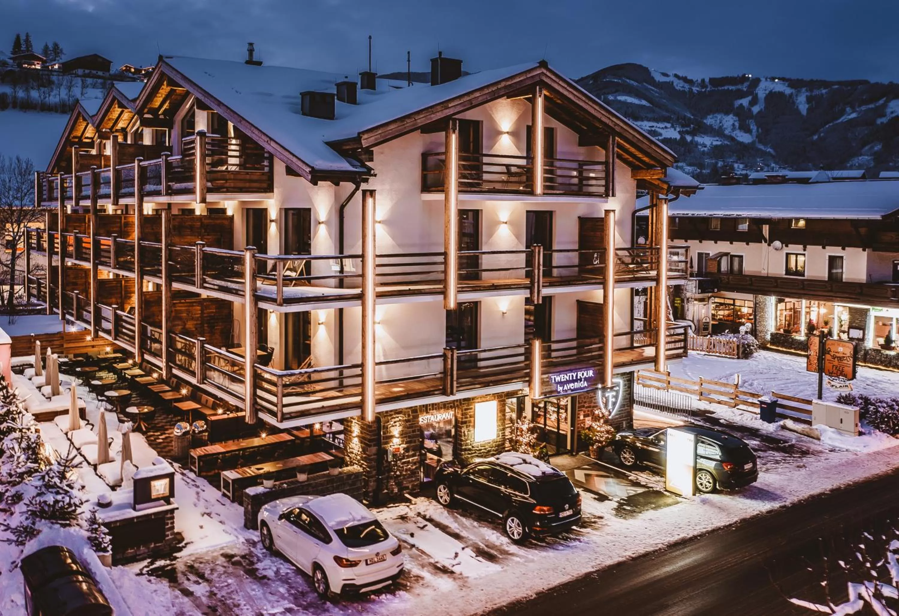 Property building in 24 by AvenidA - Mountain Hotel