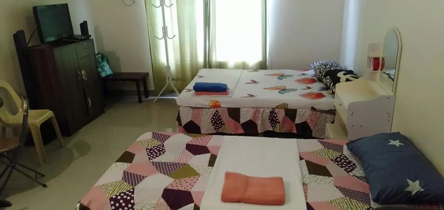 Bed in Kdorzmoonwalk Kassel Residences Paranaque