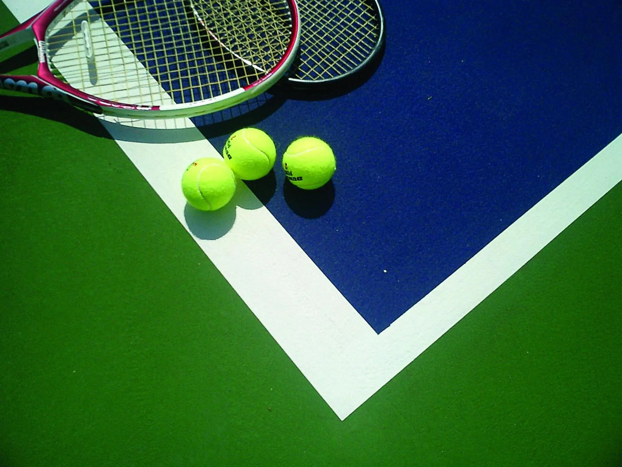 Tennis court in Trisara Villas & Residences Phuket