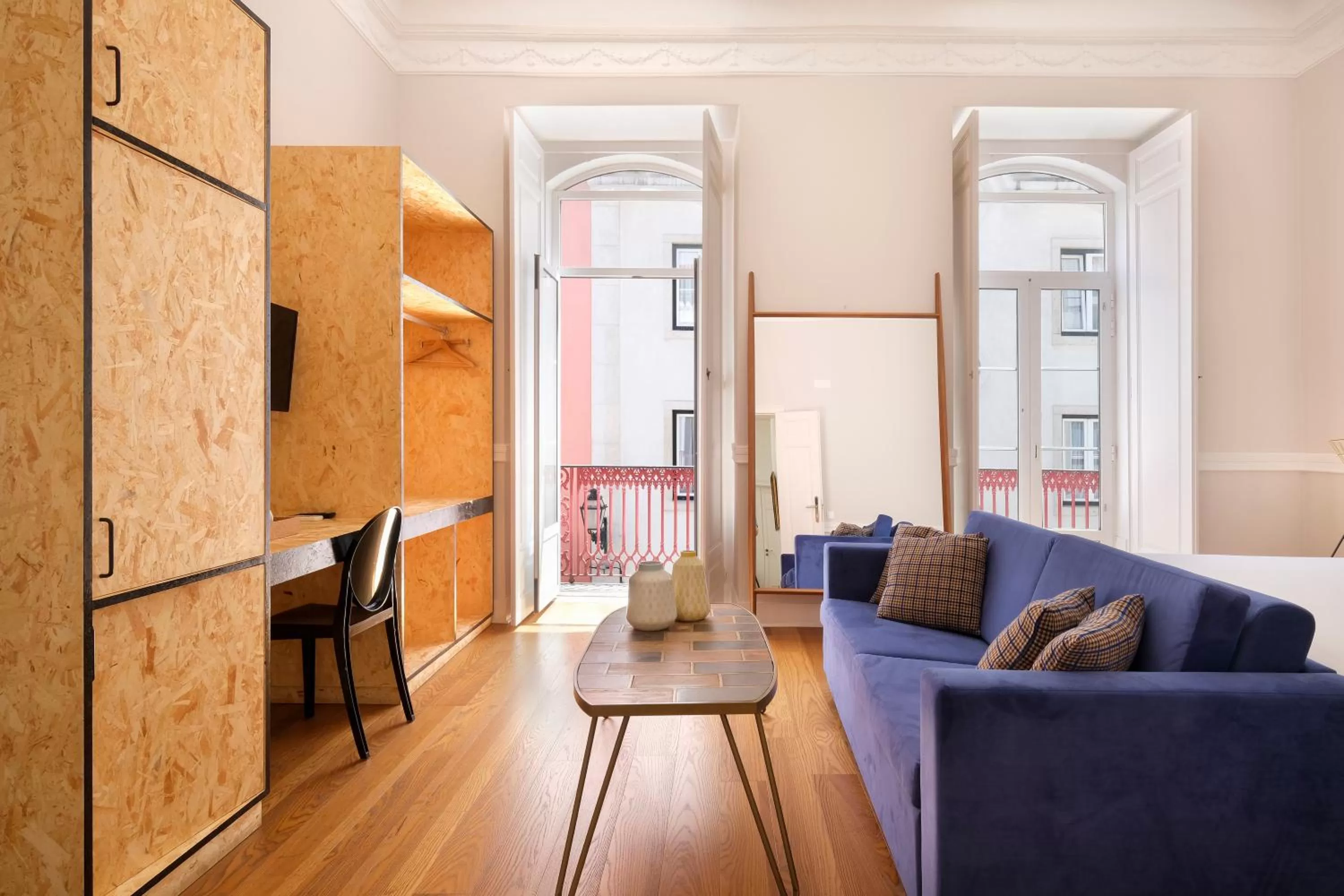 Living room in 1869 Príncipe Real House