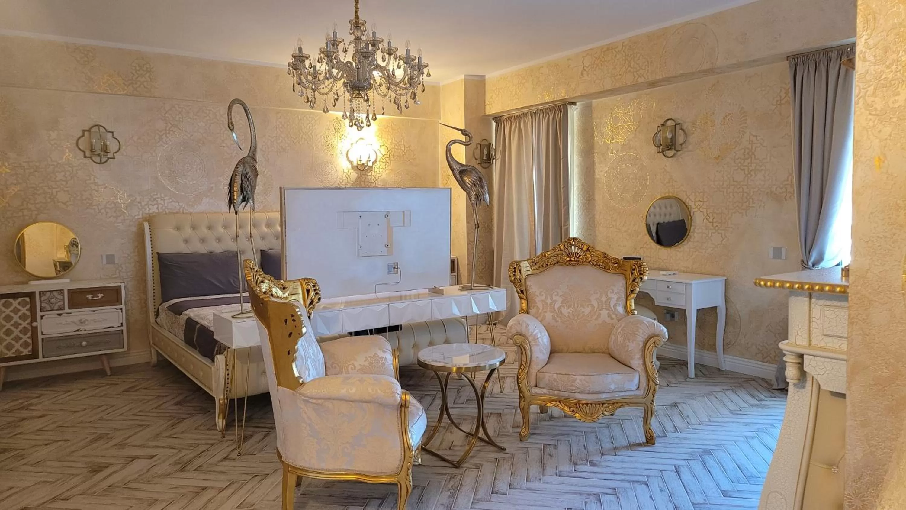 Photo of the whole room, Dining Area in Terrace Suites Iasi