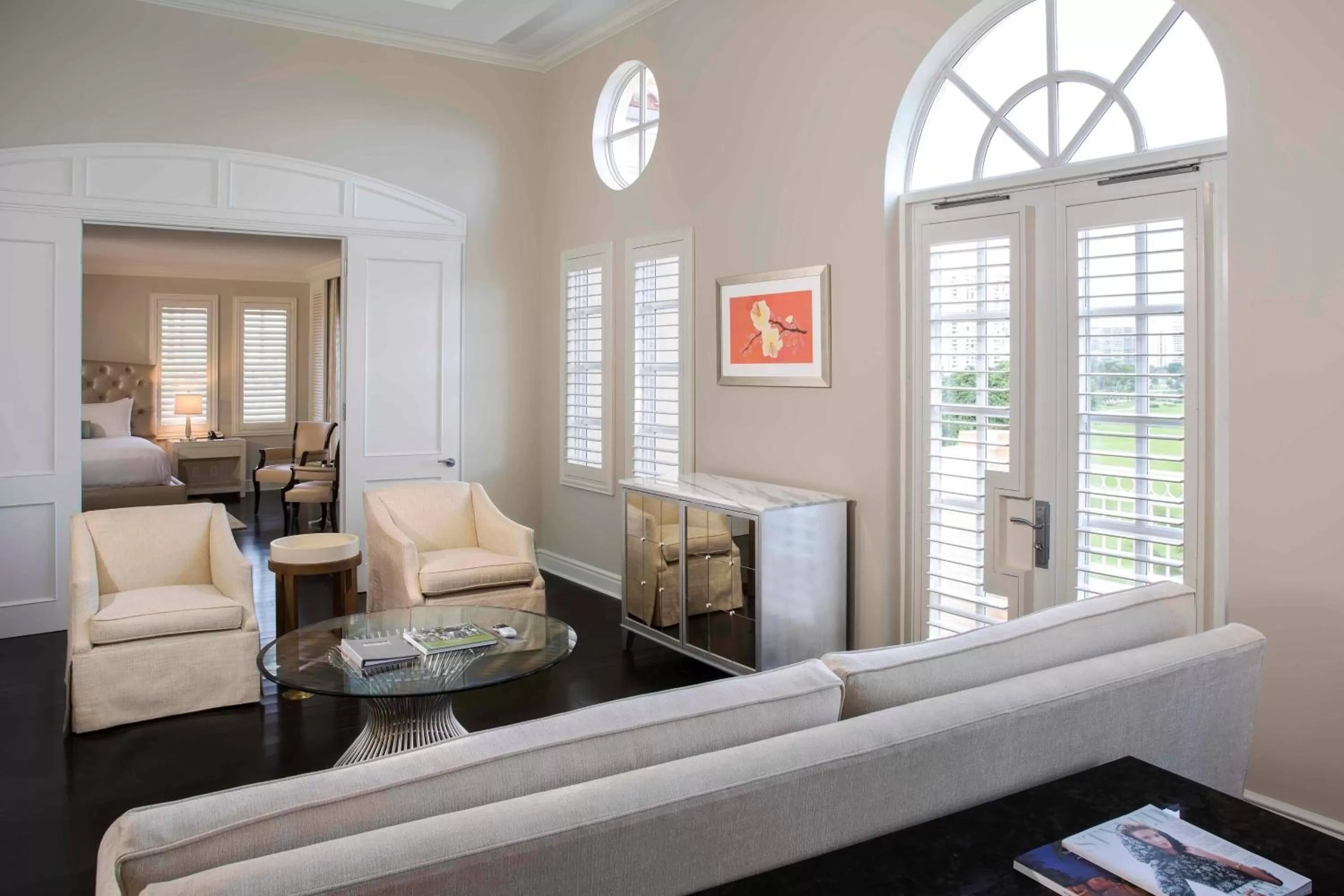 Living room in JW Marriott Miami Turnberry Resort & Spa