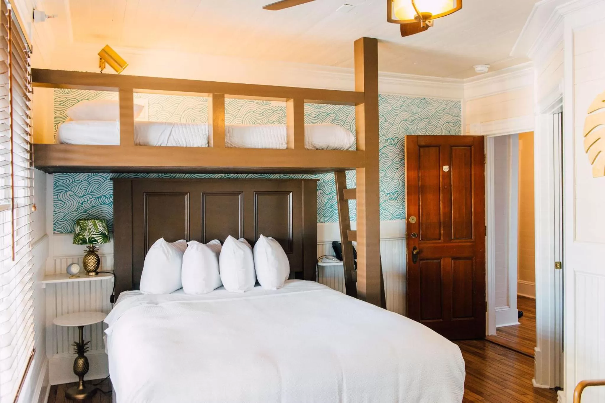 Bed in The Gibson Inn