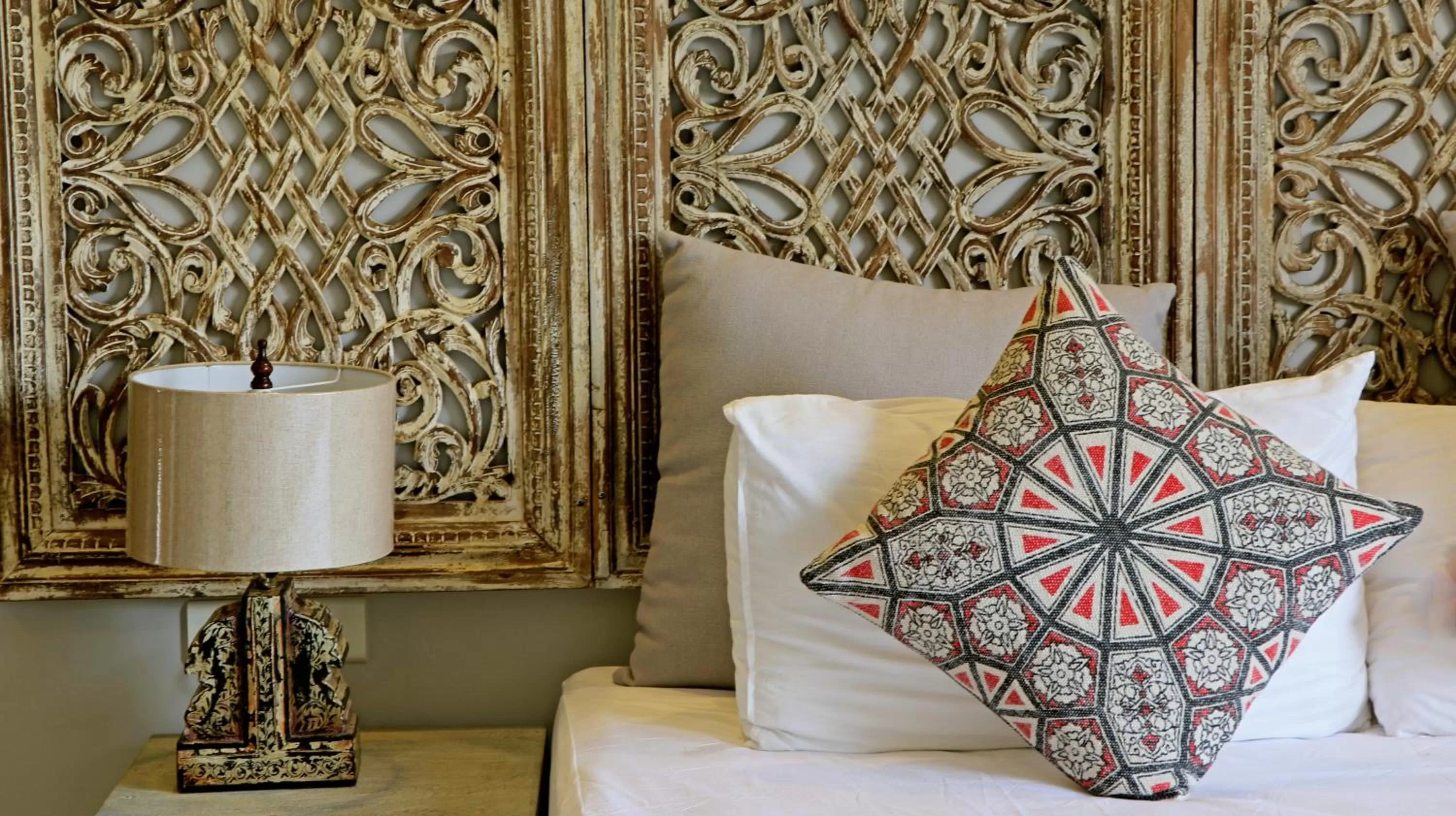 Bed in The Almond Tree