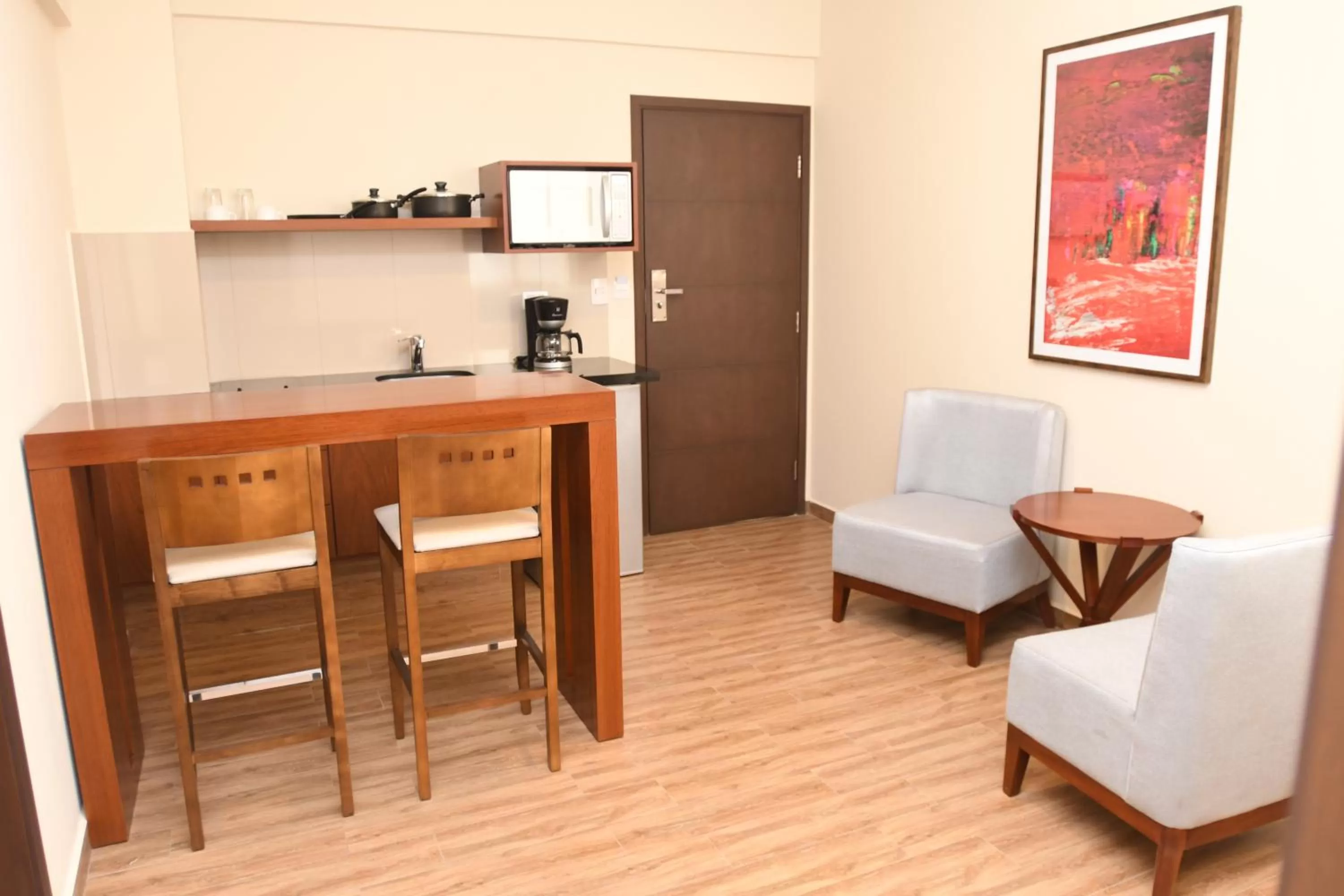 Kitchen/Kitchenette in Taos Apart Hotel