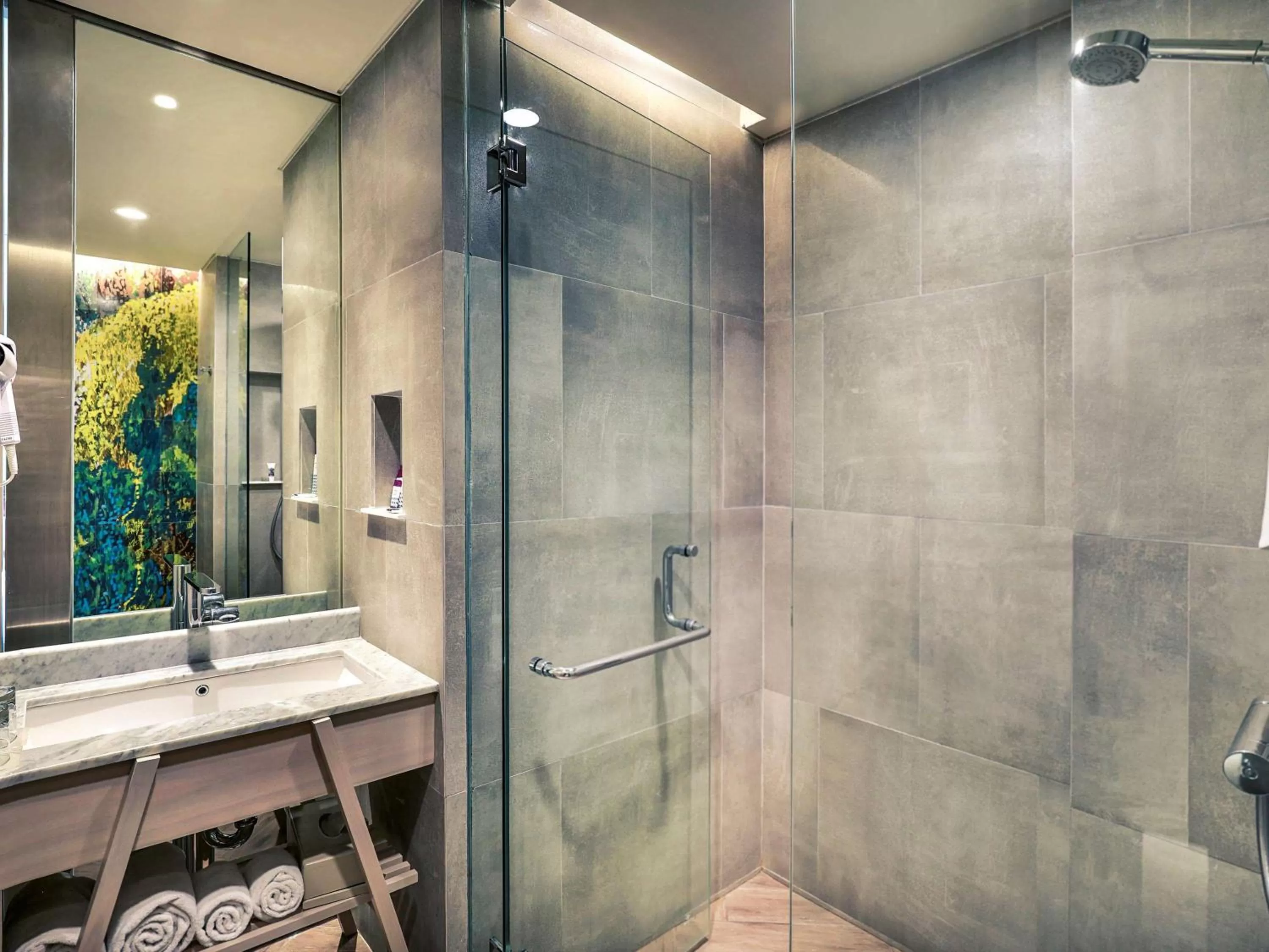 Photo of the whole room in Mercure Kuta Bali